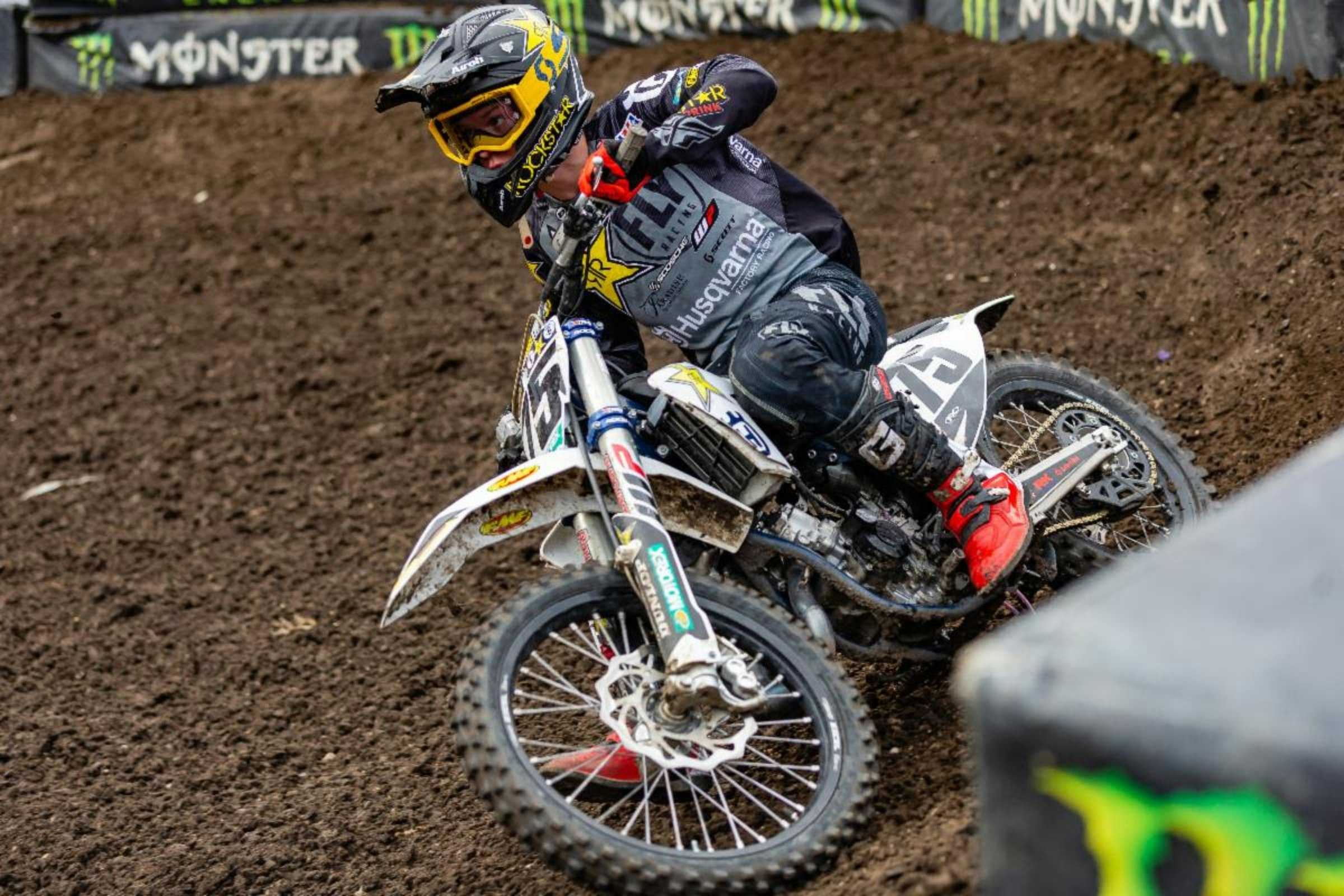 Supercross Futures Takes Over Raymond James Stadium