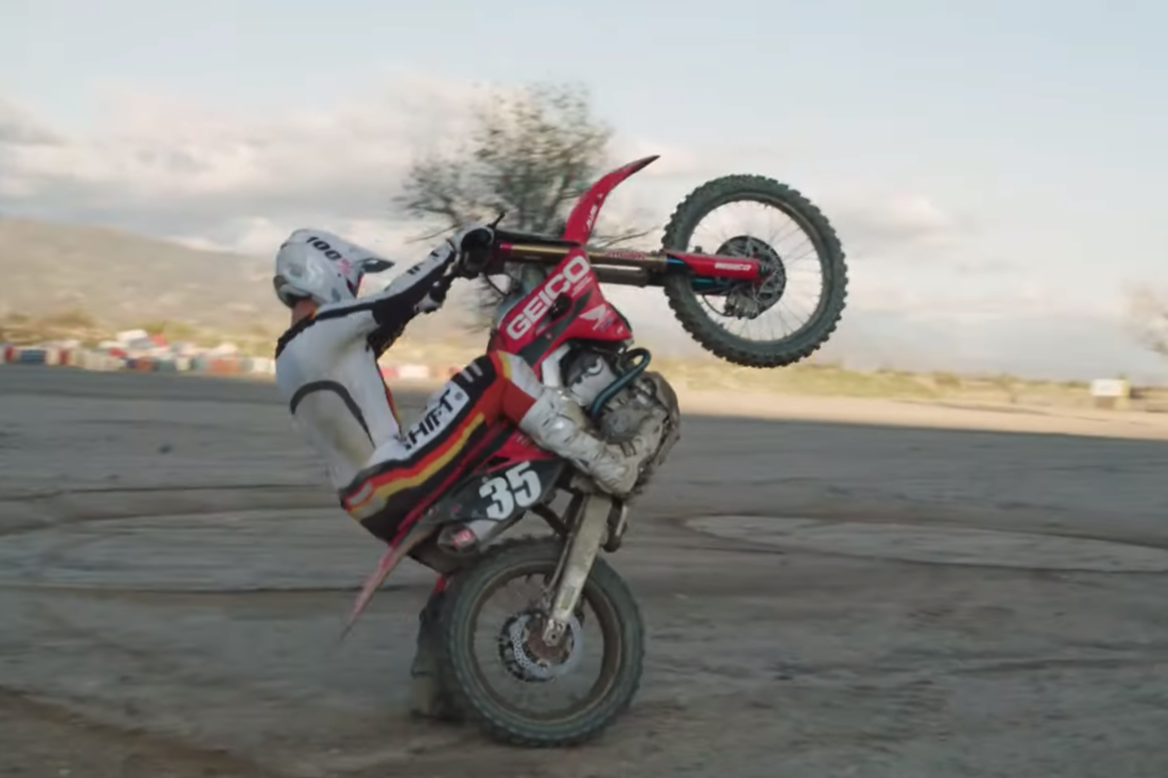Watch: Lawrence Brothers at Glen Helen