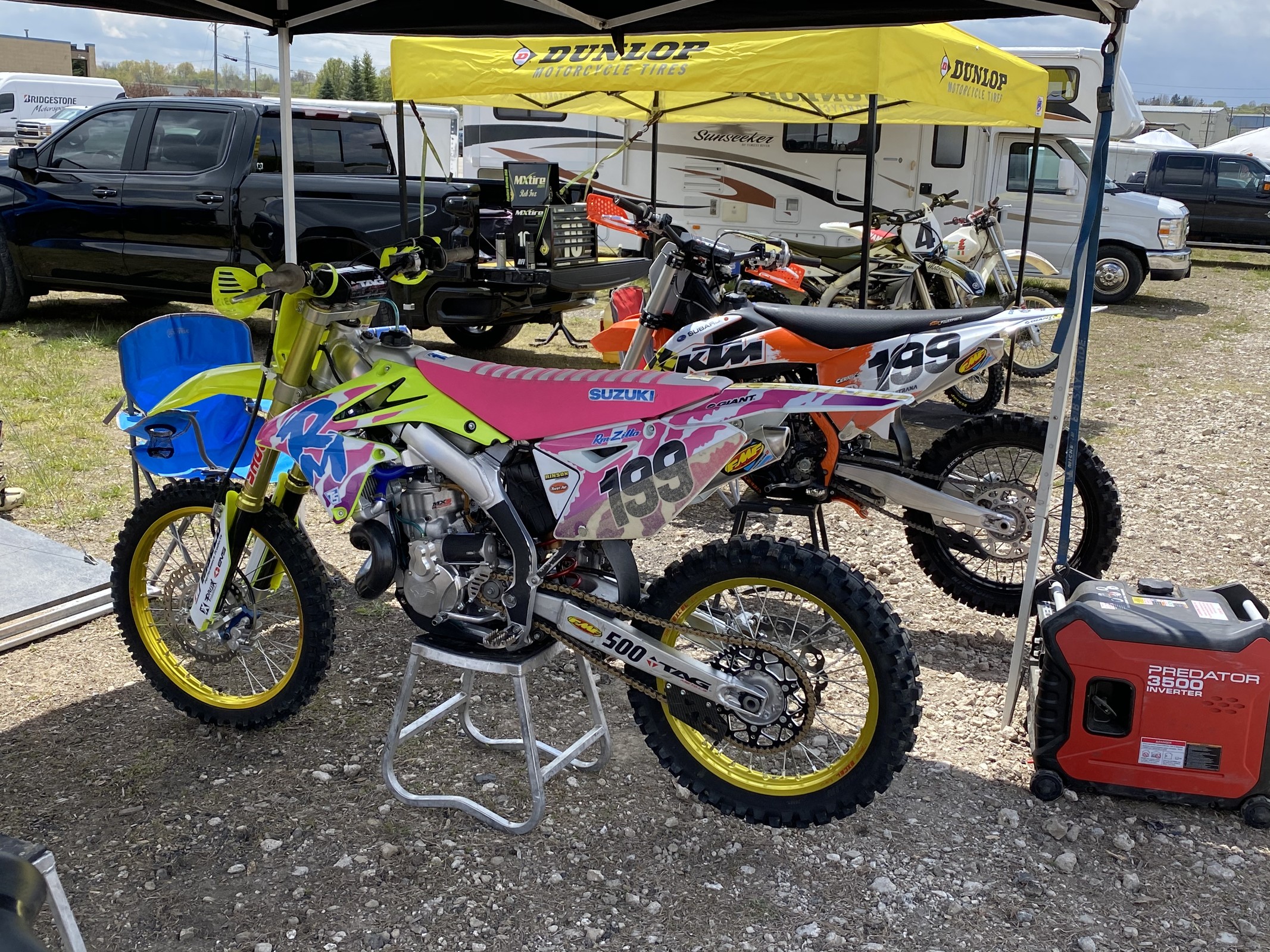 Pastrana's color combo for Moto Fite Klub