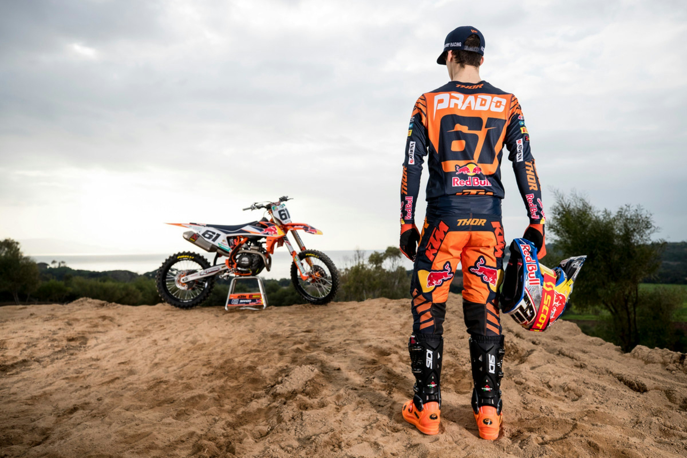 Jorge Prado Fractures Collarbone in Training Crash
