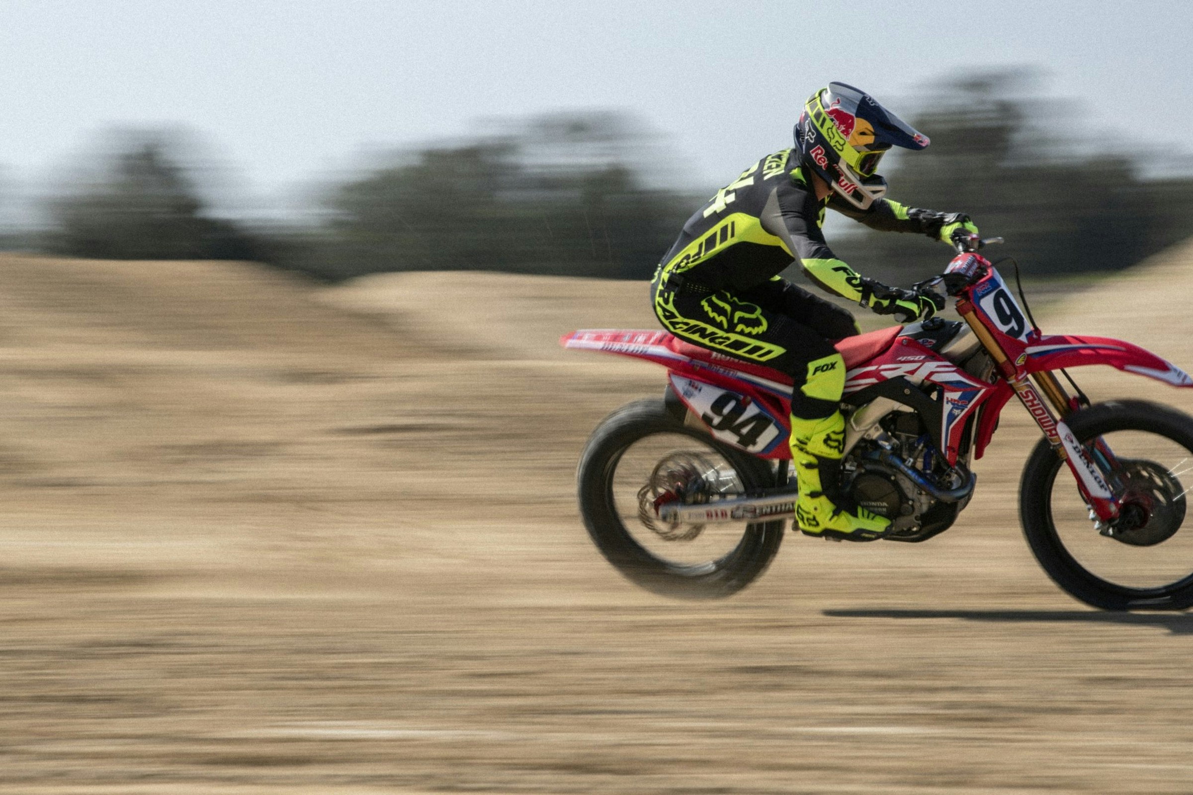 Fox Racing Launches MX21 Collection