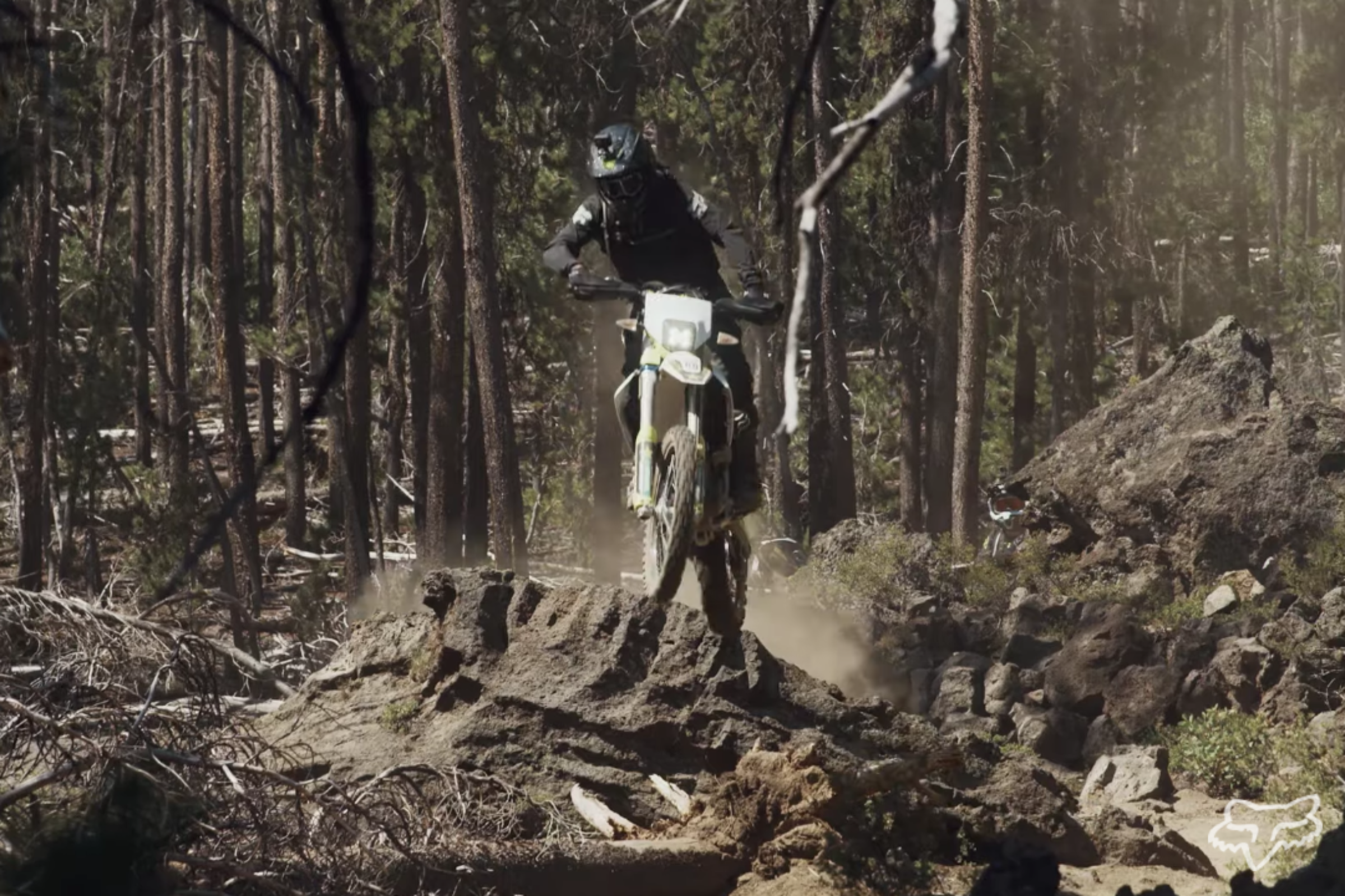 Watch: Fox Introduces ’21 Legion Gear Line with Oregon Travel Video