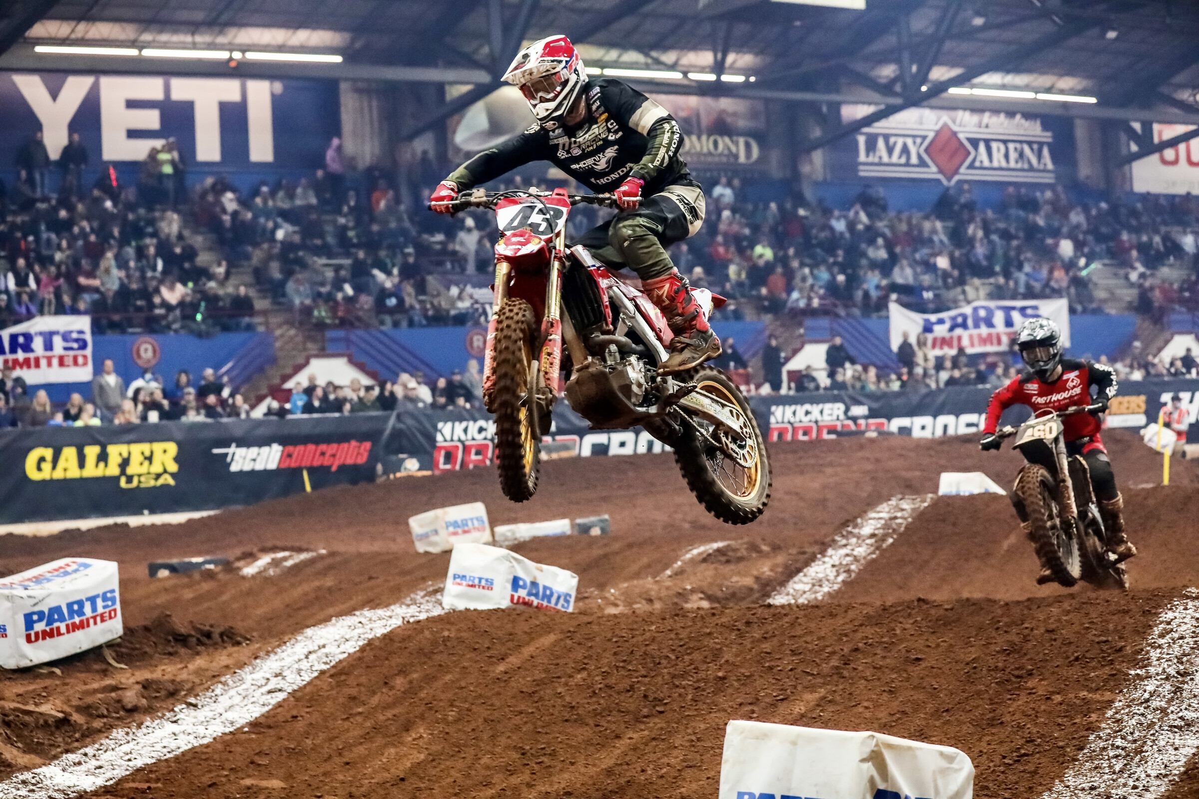 Cullin Park (43) & Michael Hicks (460) during Round 6.