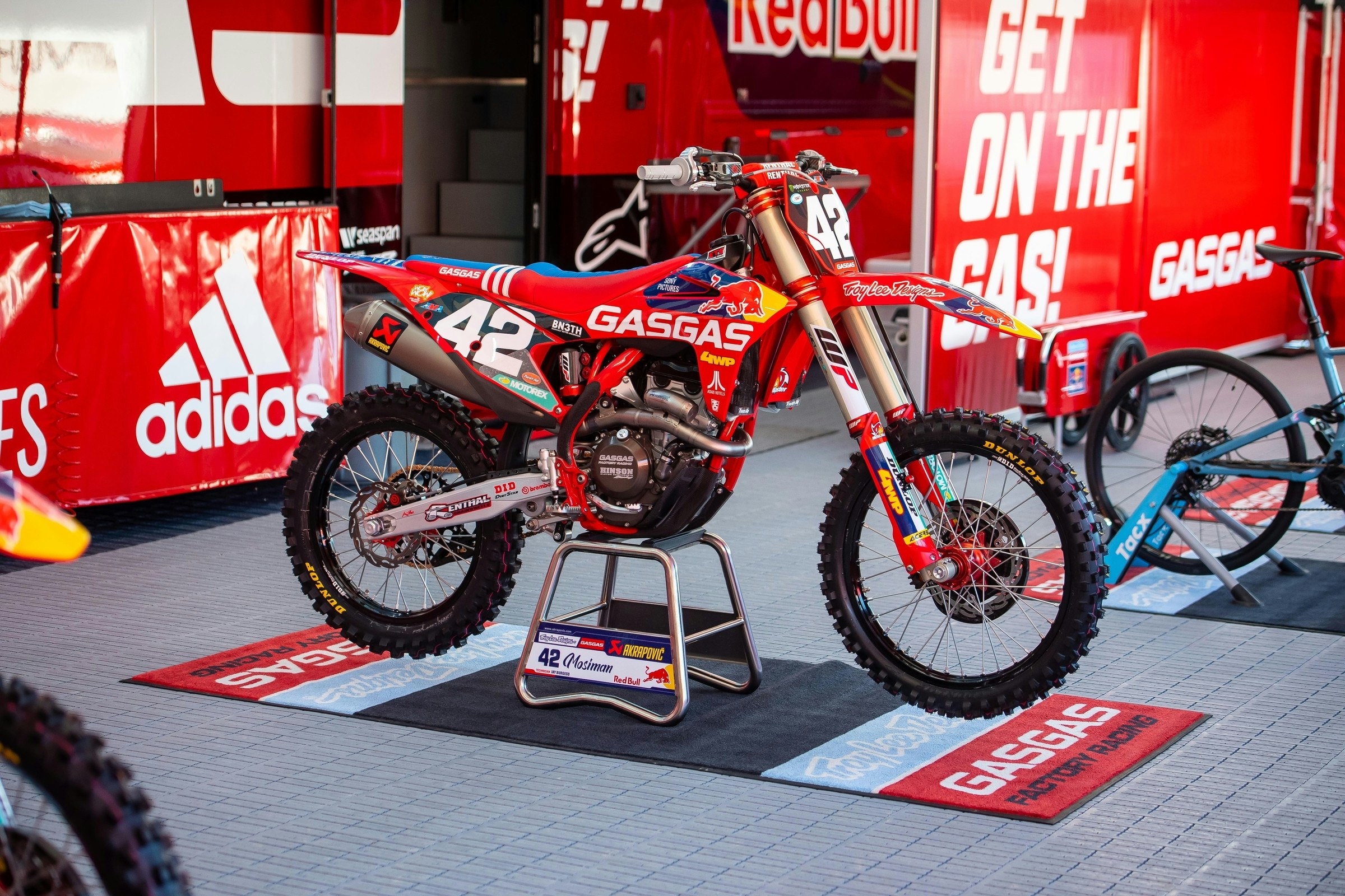 Mosiman (Hand) Out for Indy 3