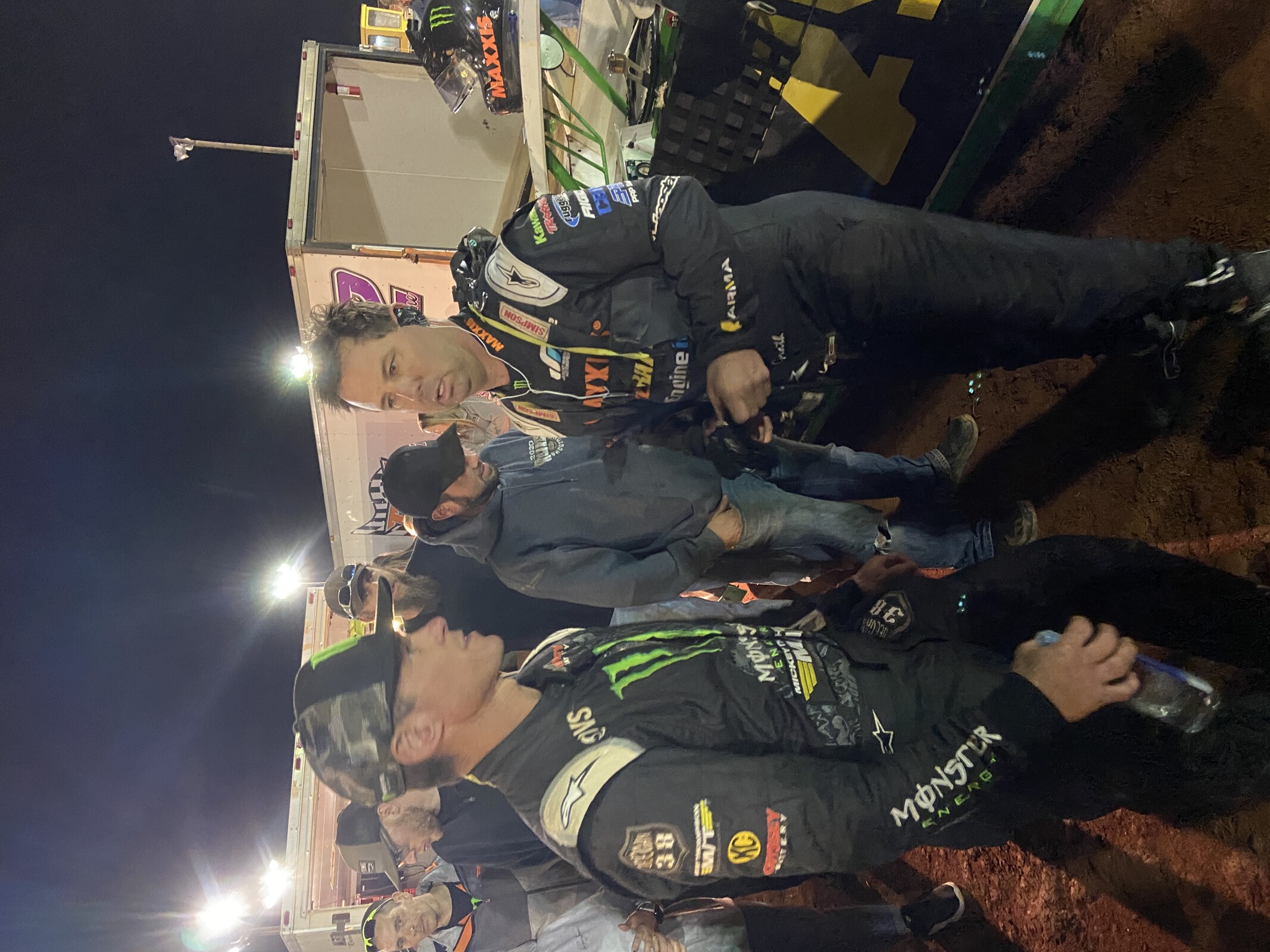 Brian Deegan chats with Jeremy McGrath.