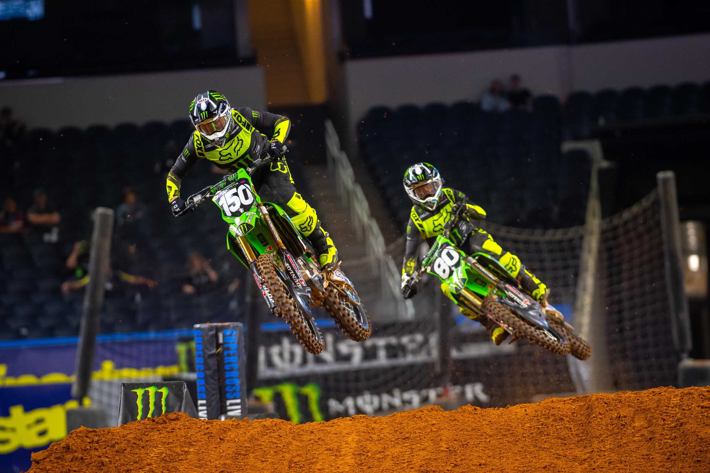 Hammaker leading Jordon Smith