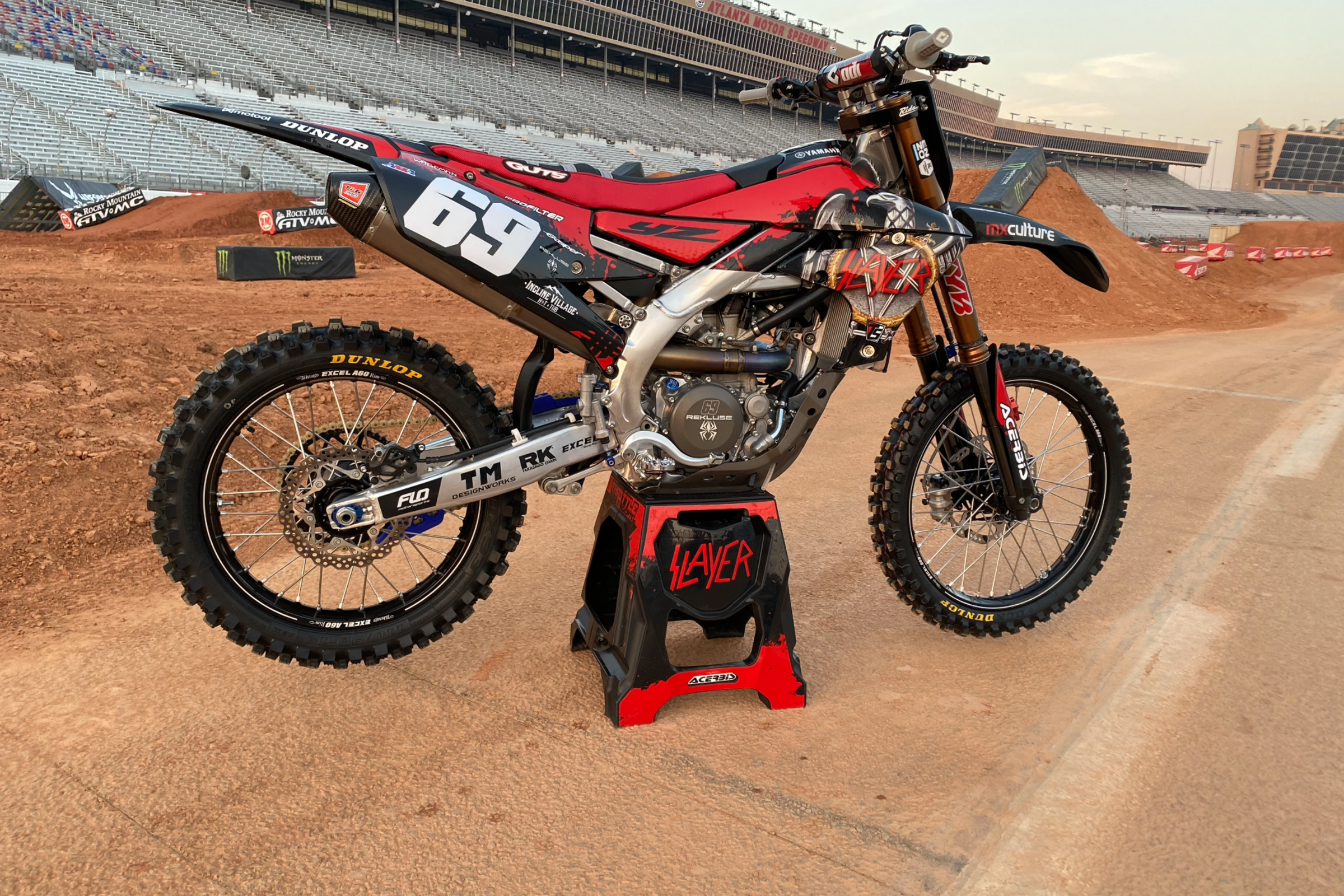 Team Solitaire/Nuclear Blast Yamaha, Leatt to Run Slayer Tribute