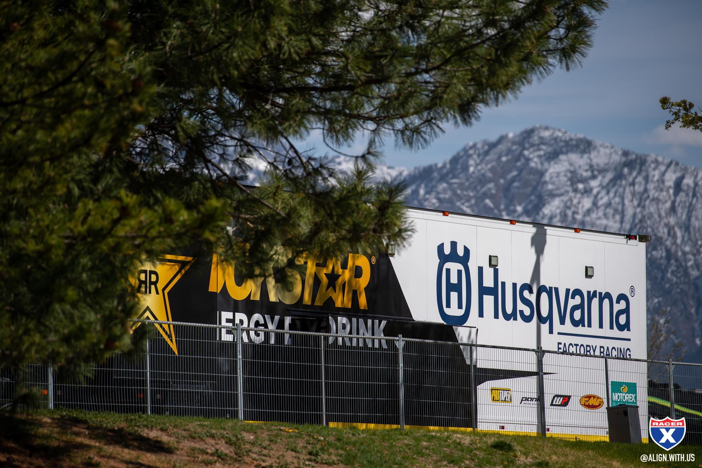 ALIGN_MEDIA_x_RACER_X_2021_SLC_1_SX_001