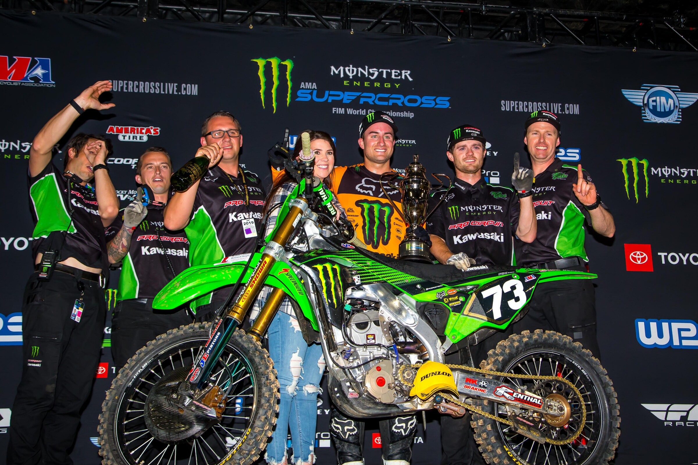 Davalos and the team celebrating the win.