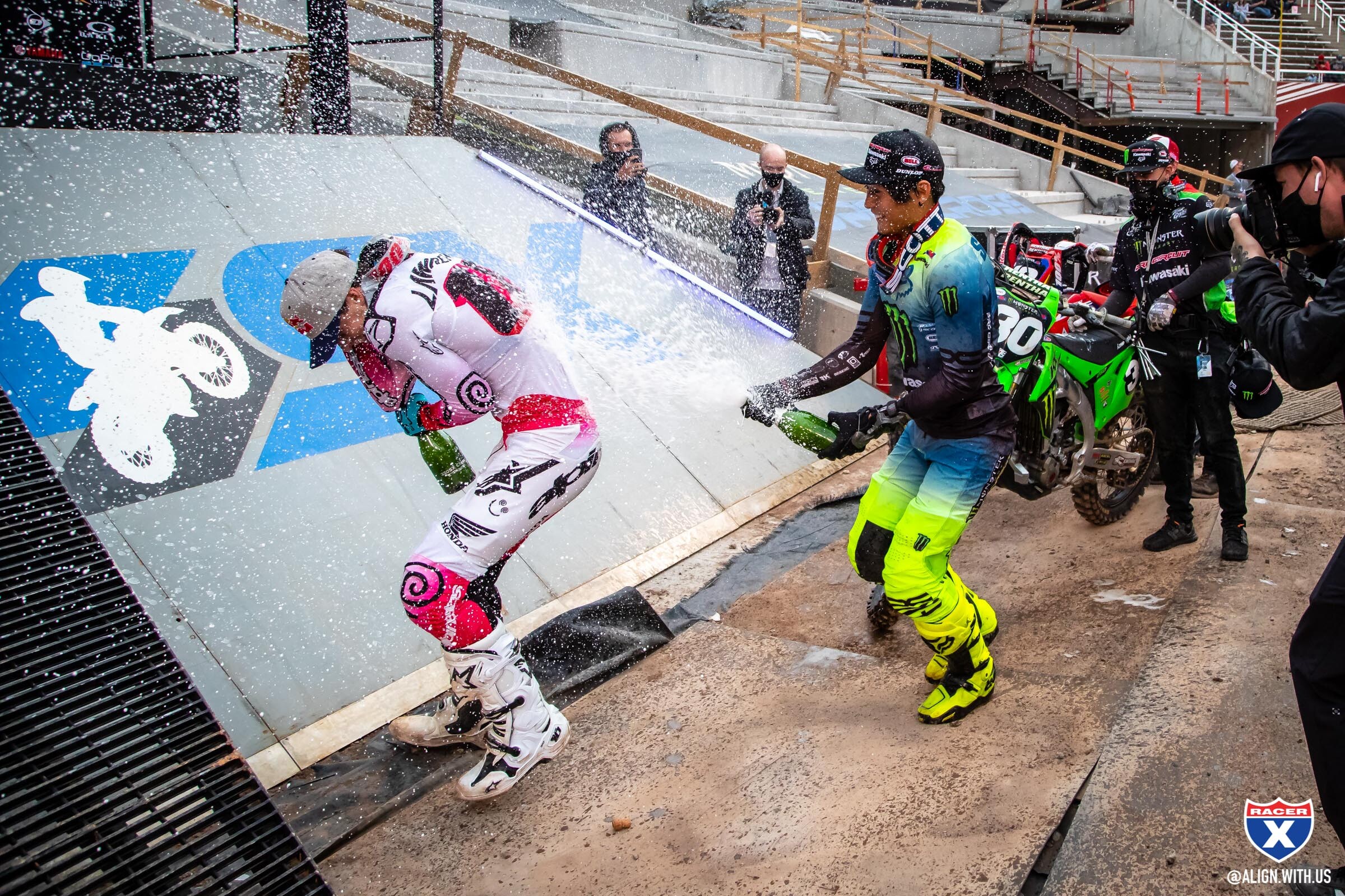 ALIGN_MEDIA_x_RACER_X_2021_SLC_1_SX_065