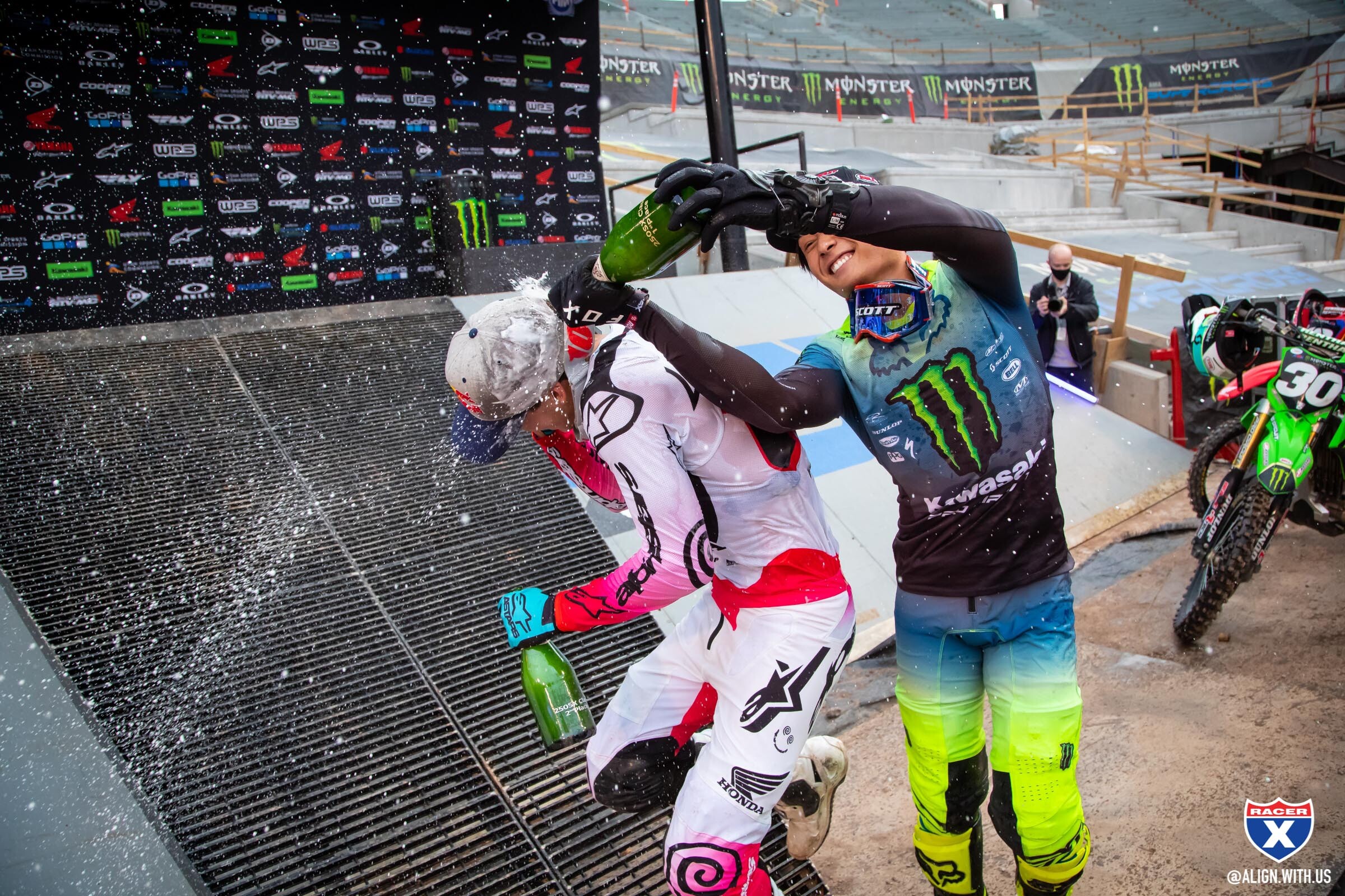 ALIGN_MEDIA_x_RACER_X_2021_SLC_1_SX_066