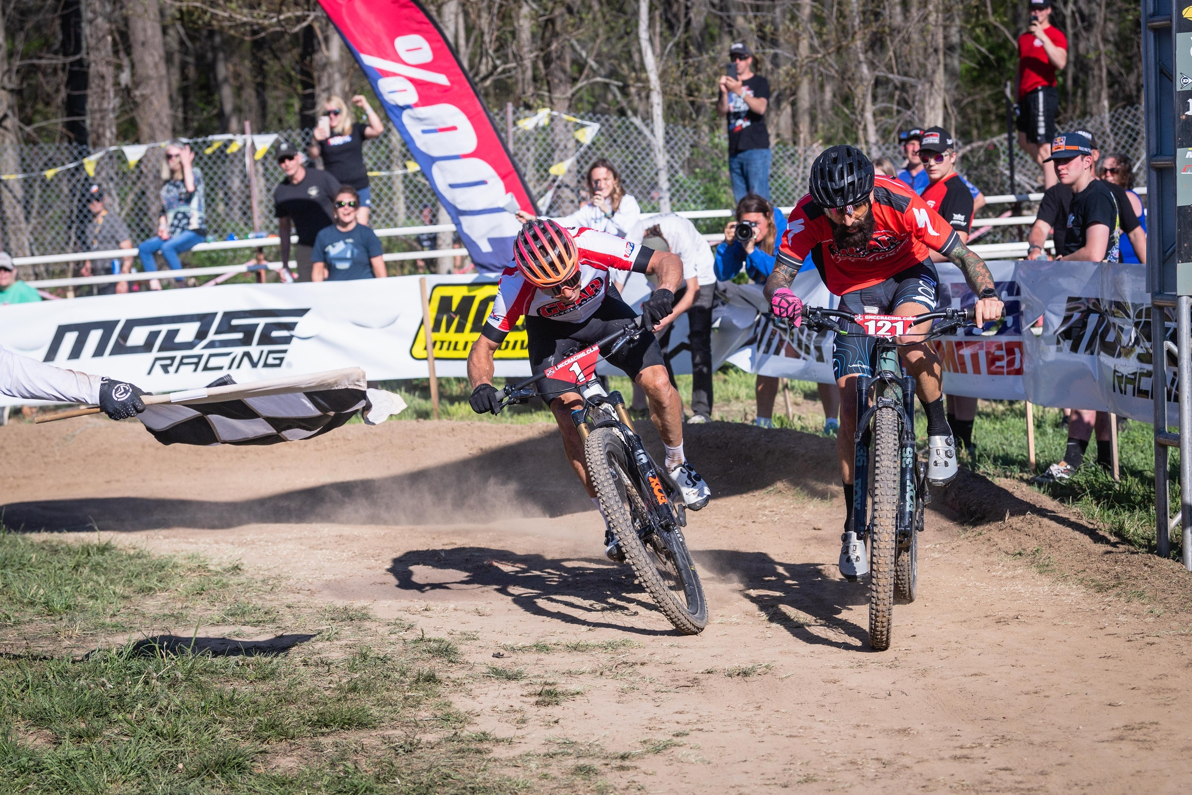 Watch: Nick Mackie Edges Out Charlie Mullins by 0.4 Seconds at Hoosier GNCC eMTB