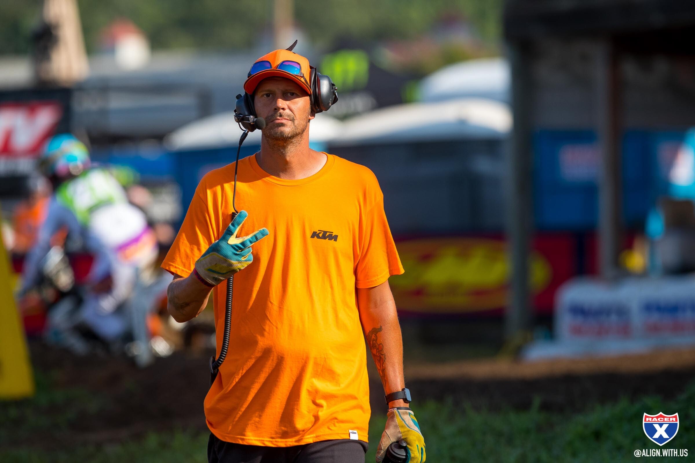 ALIGN_MEDIA_x_RACER_X_2021_LORETTA_LYNNS_WEDNESDAY_007