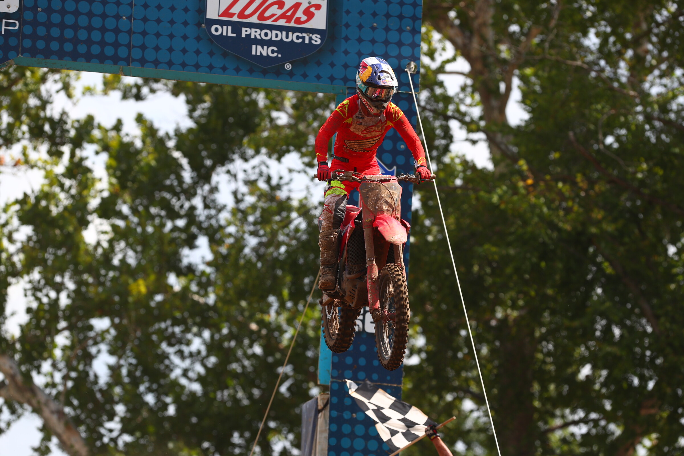 Jettson takes the checkered flag!