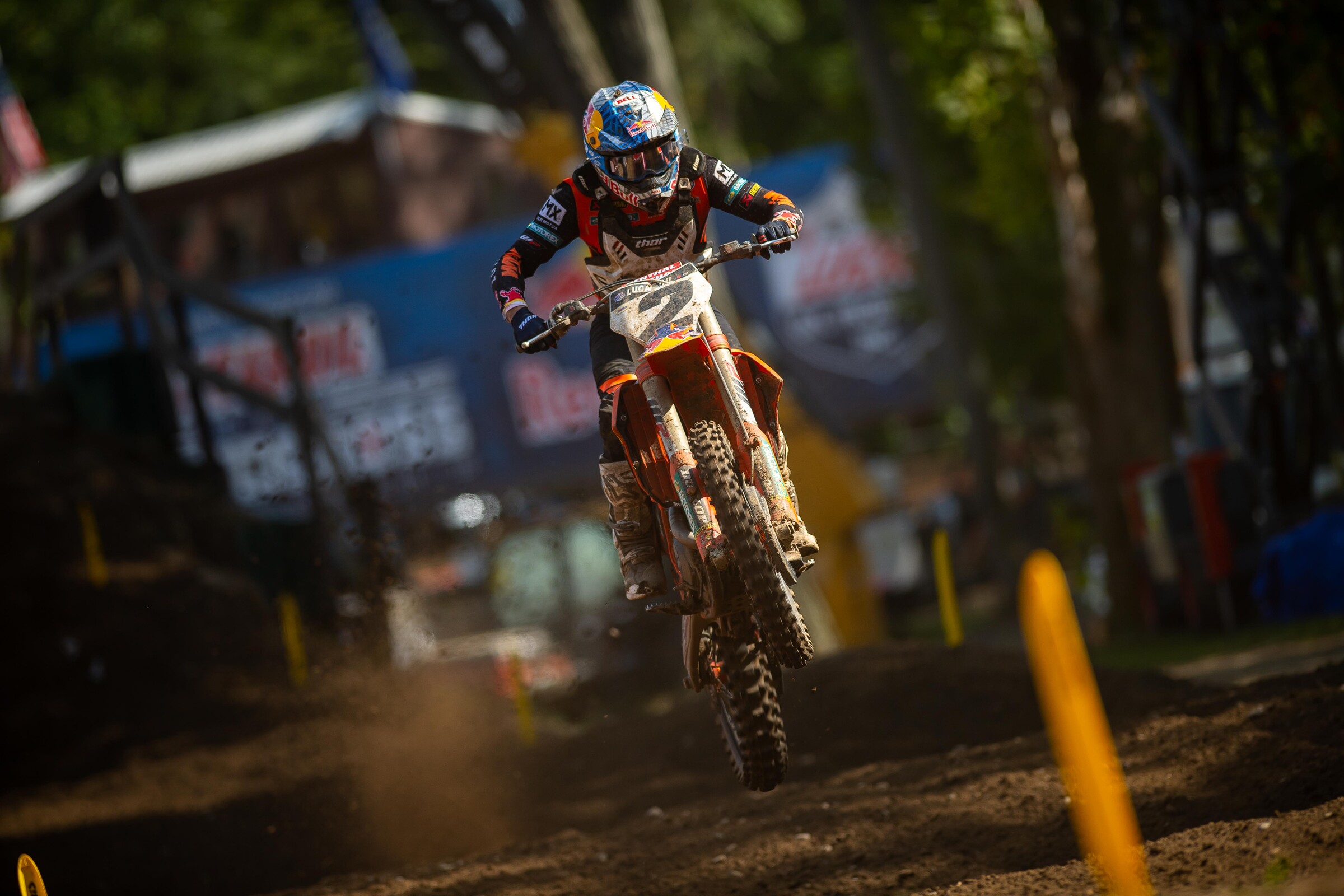 Webb battled with Eli Tomac and Dylan Ferrandis at the tenth round.