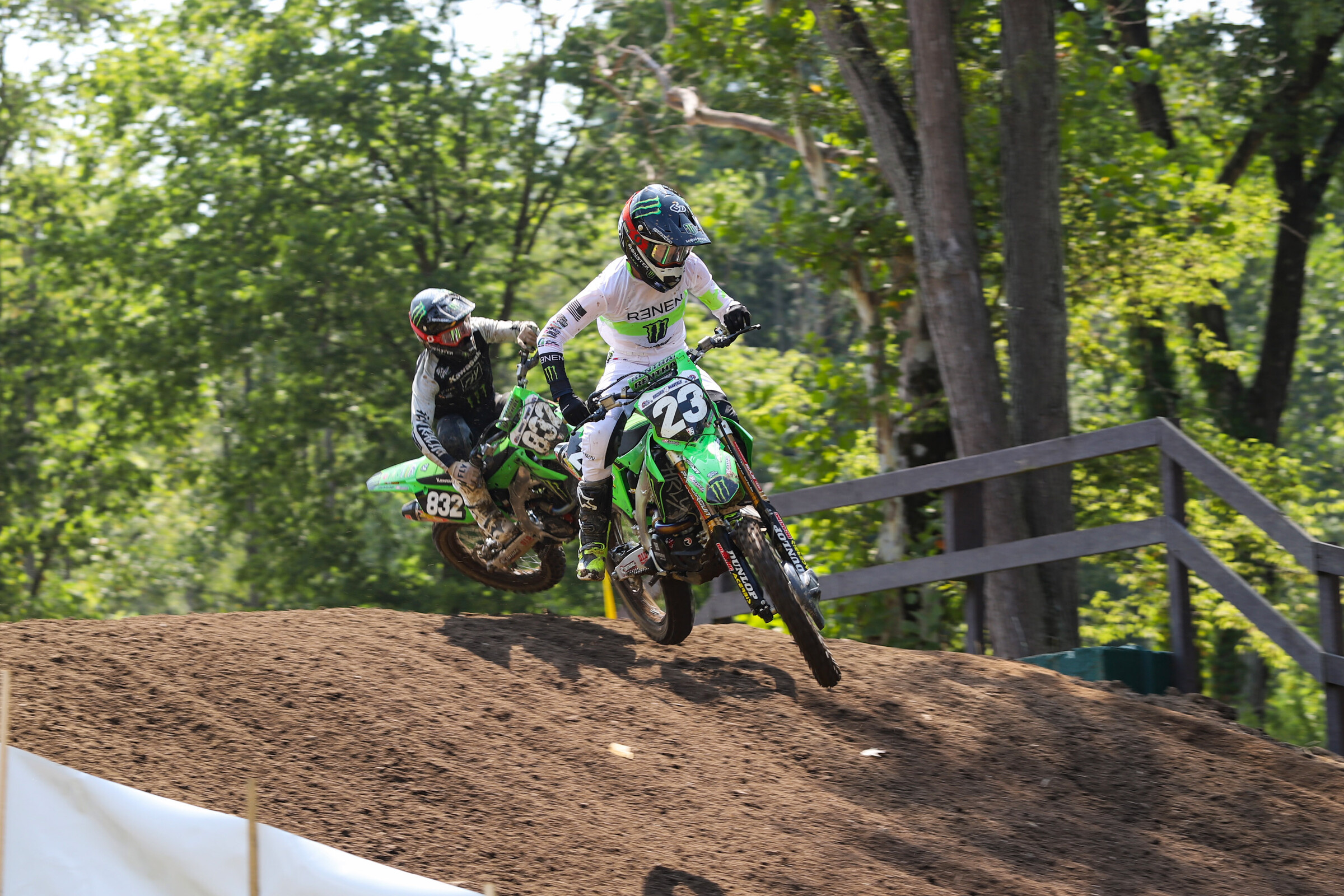 Ryder DiFrancesco and Chance Hymas battling for the race lead in moto one.