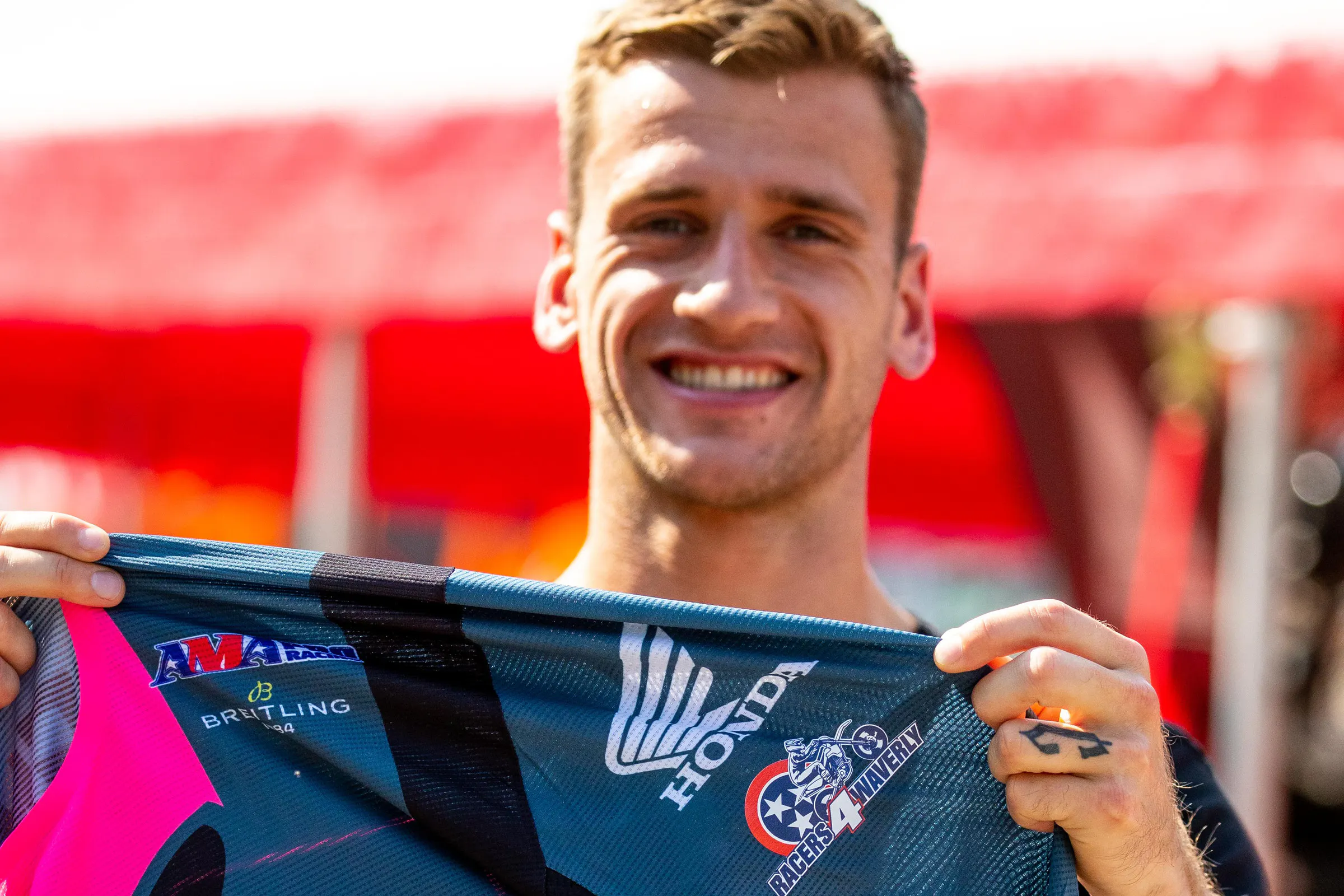 Now Live: Racers 4 Waverly eBay Auction