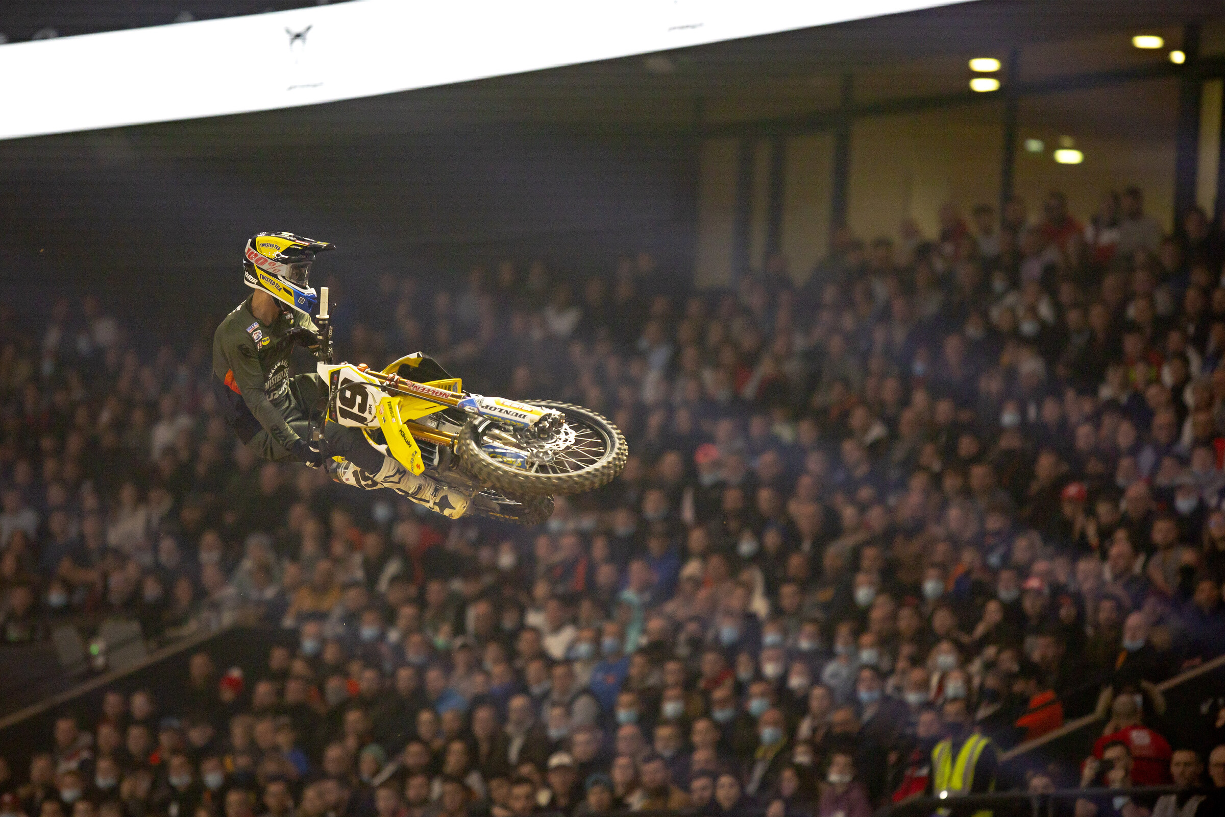 The #19 finished 4-4-5 for fourth overall in the SX1 Class (450cc class) at the Paris Supercross.