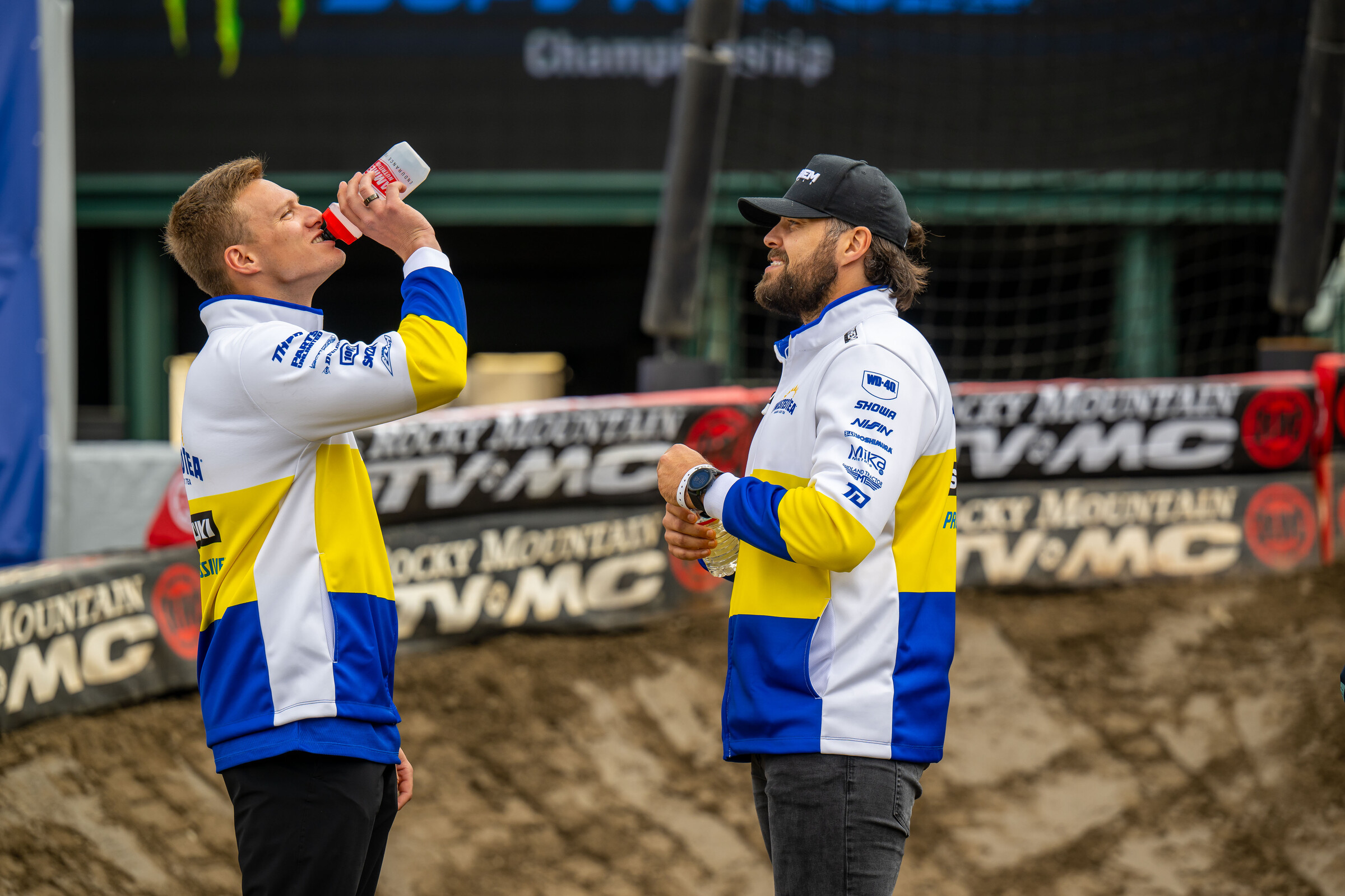 Brandon Hartranft and the 722 try some Twisted Water.