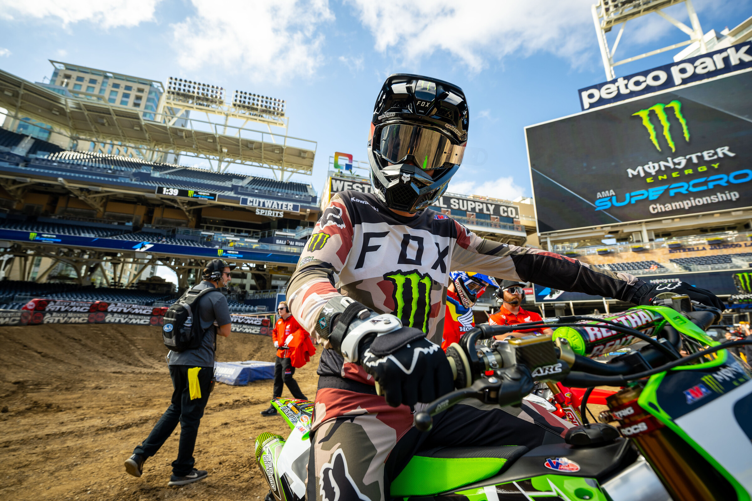 Cianciarulo_AlignMedia_SX22_SanDiego_024