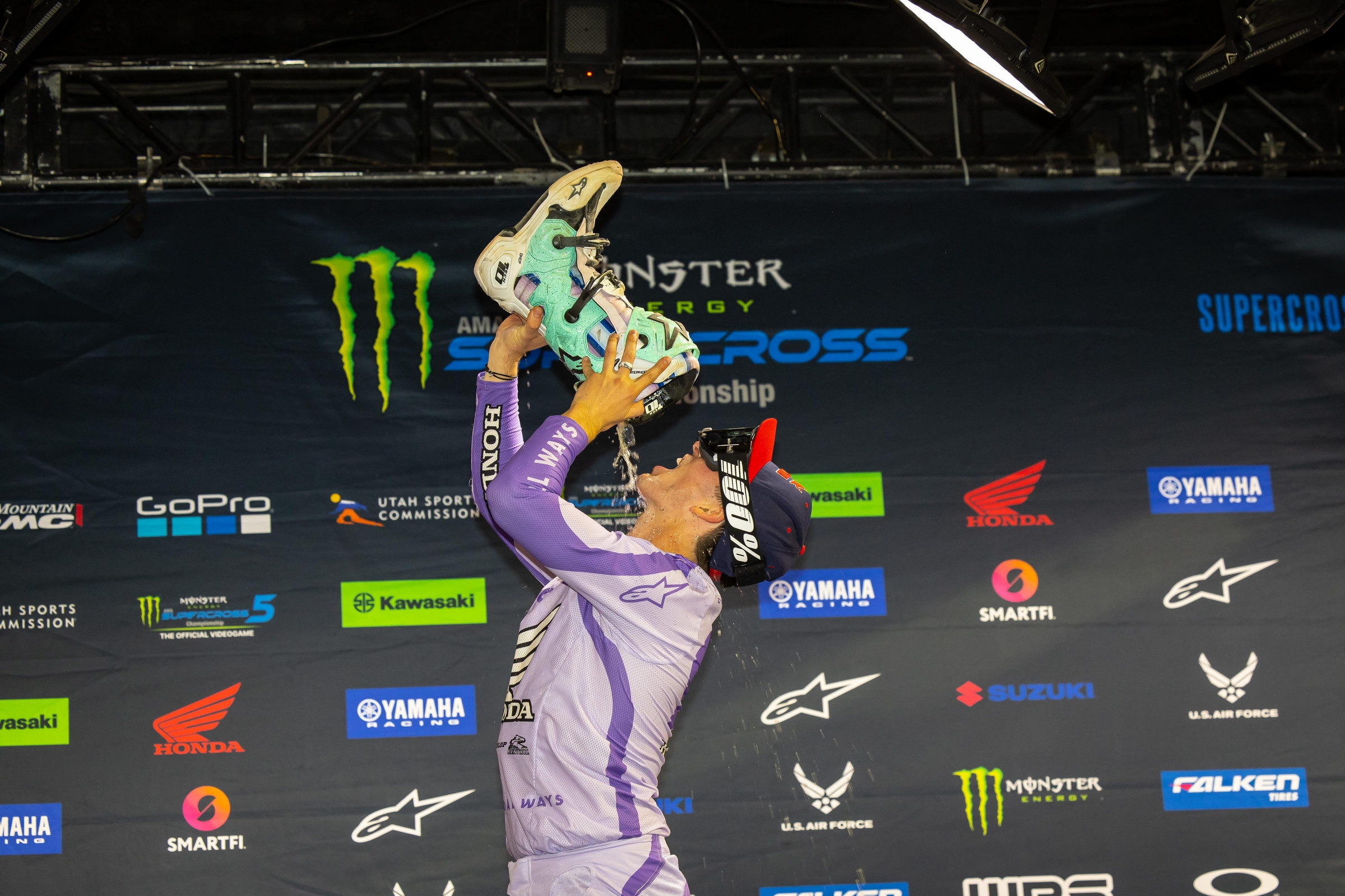 Between the Motos: Hunter Lawrence