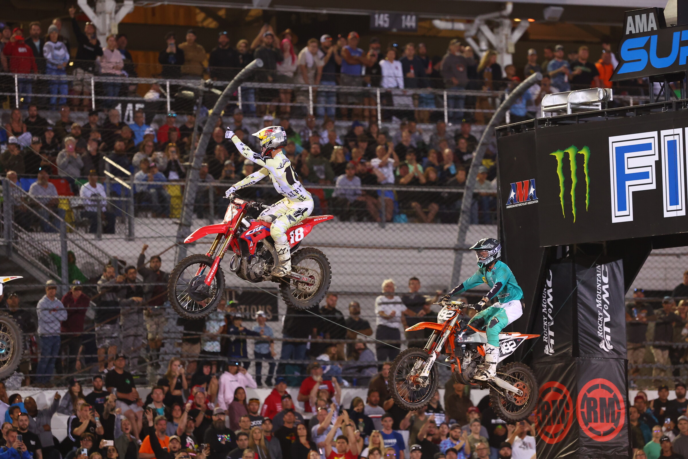 Lawrence claims his fifth career 250SX main event win, his second of the 2022 season.