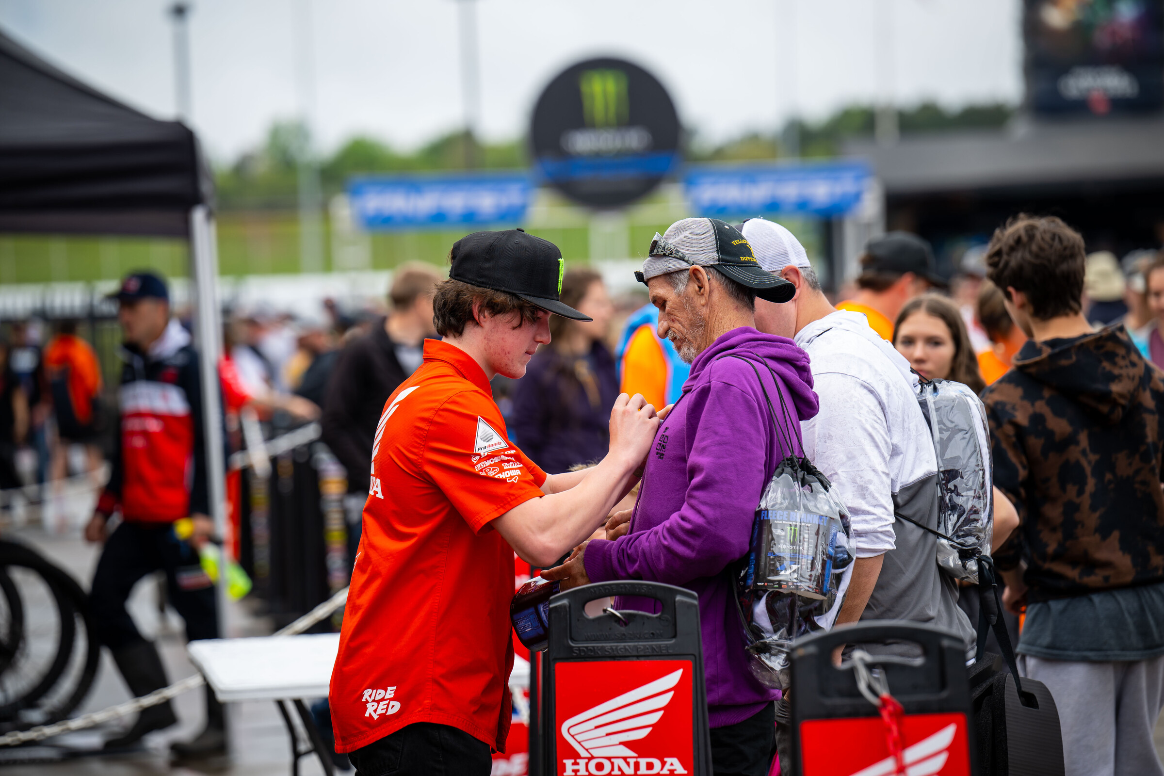 Chance Hymas is signing autographs already.