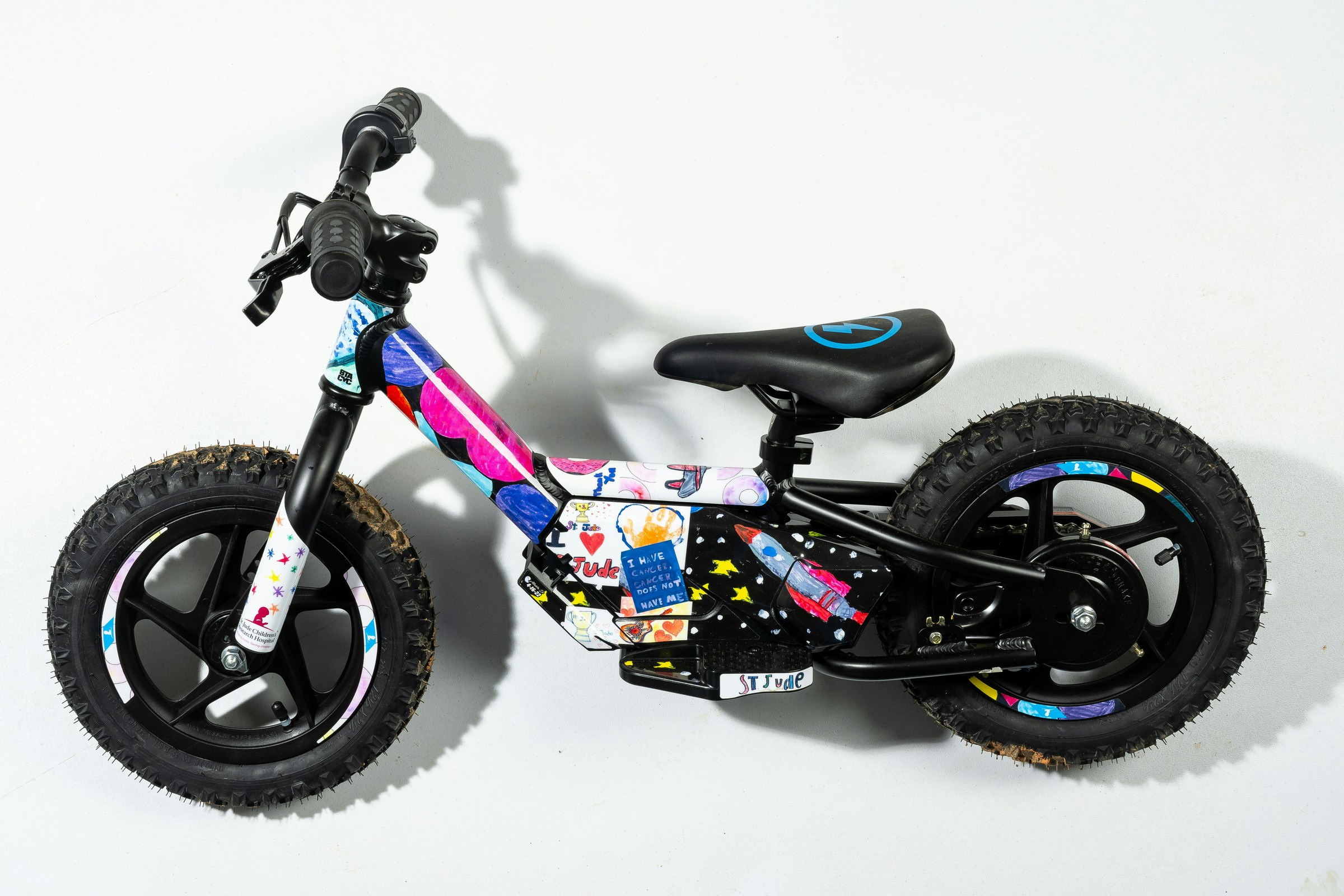 Supercross – St. Jude Online Auction Closes Tonight at 7 p.m. EDT