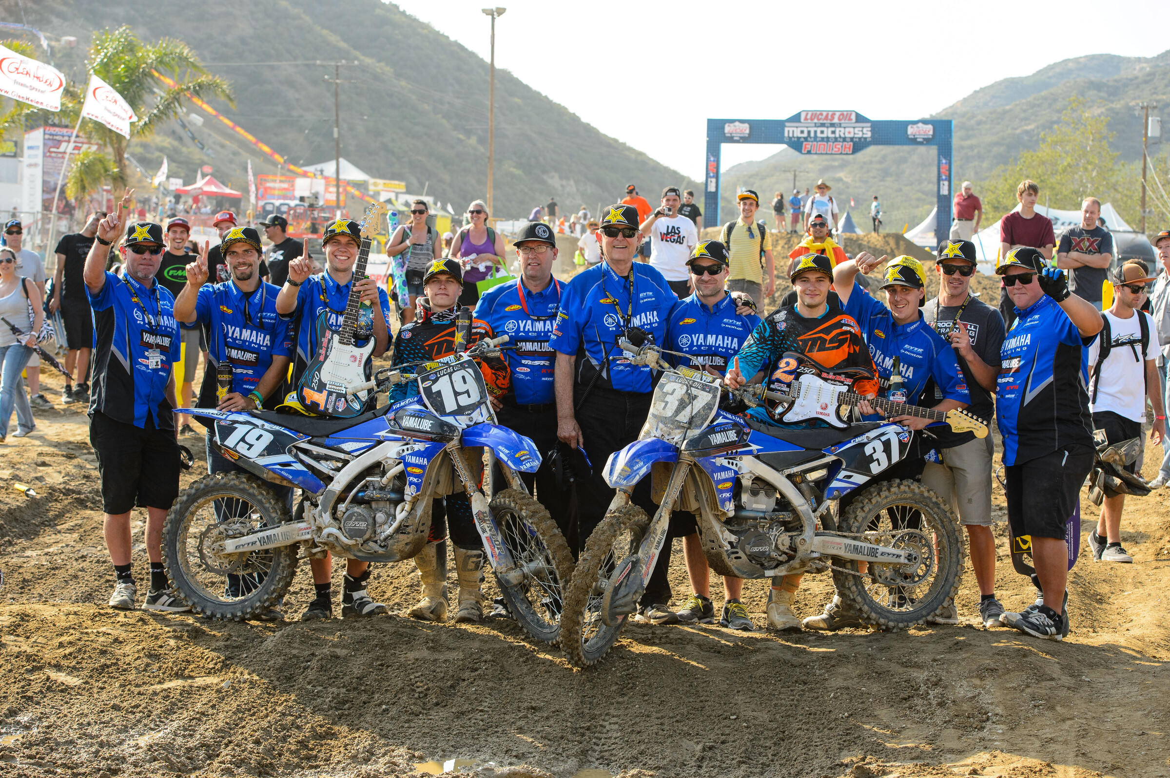 Martin and Cooper Webb at the Glen Helen National.