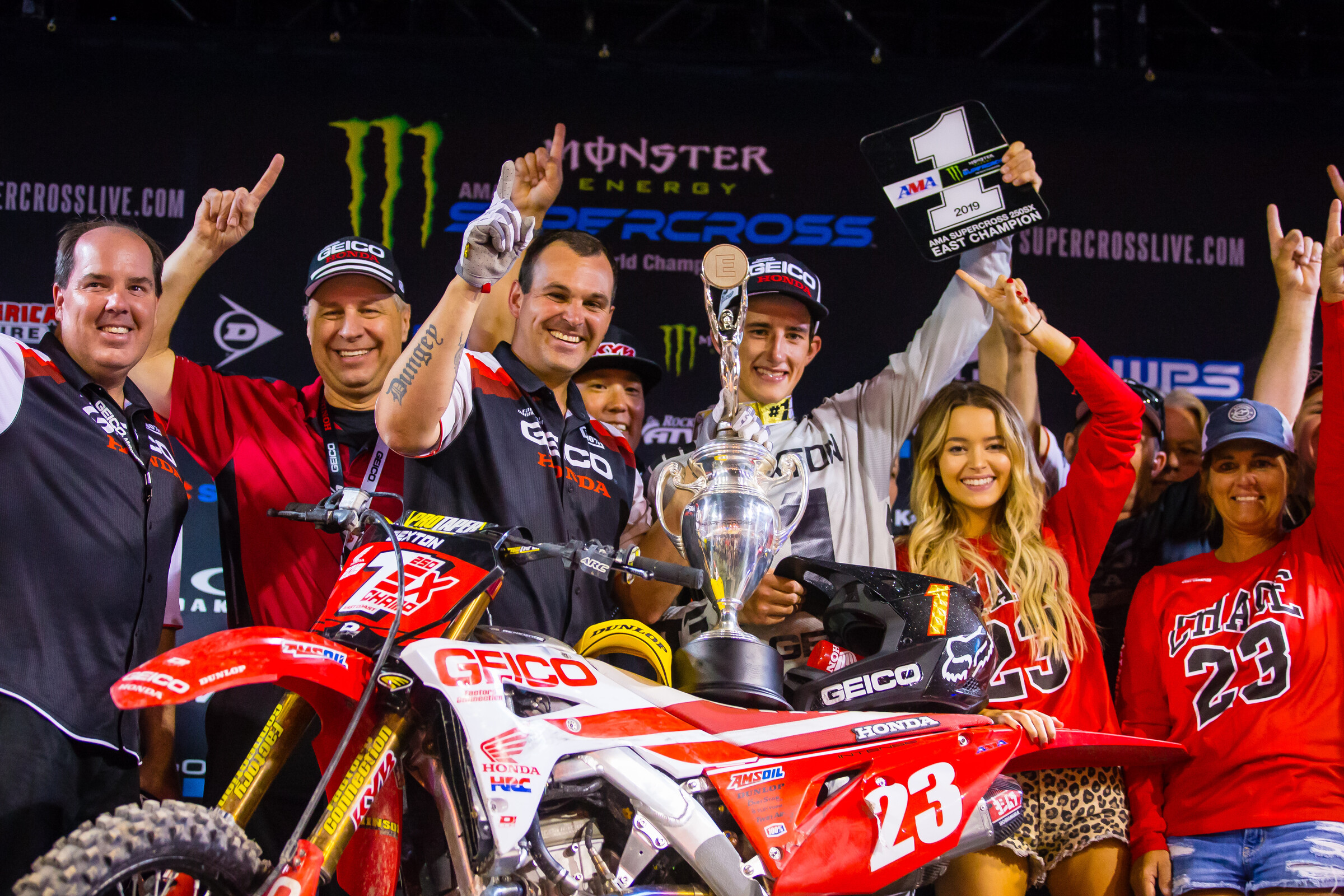 The GEICO Honda crew.