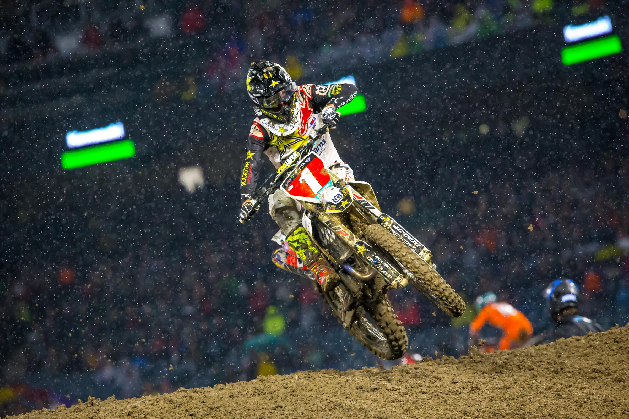 Jason Anderson at the opening round.