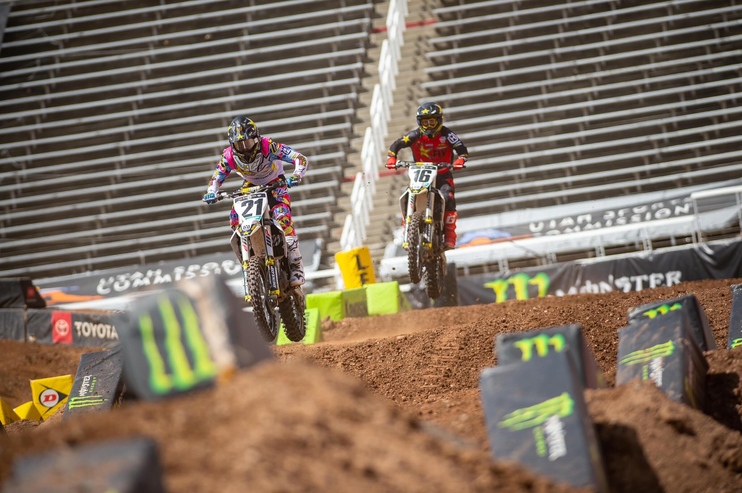 Anderson with Osborne right on his tail.