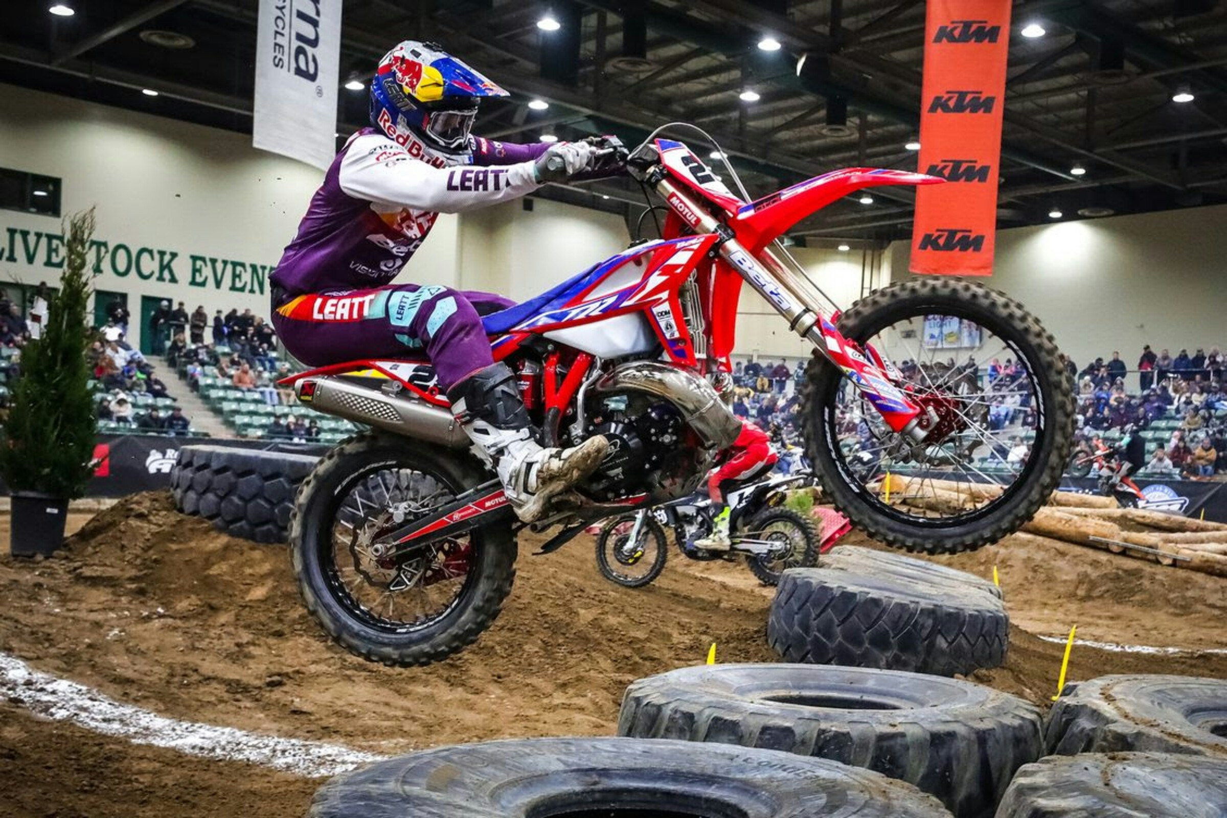 Jonny Walker Wins 2022 EnduroCross Series Championship