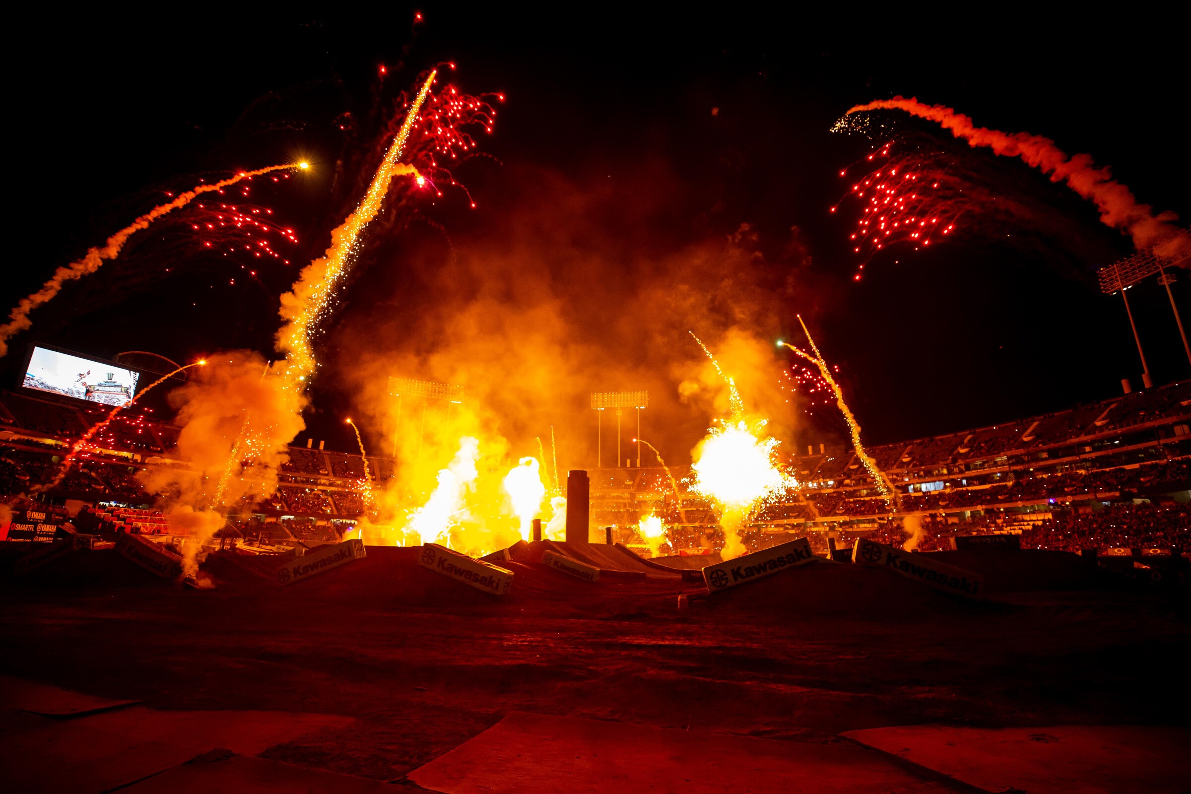 How to Watch: Oakland SX and Big Buck GNCC