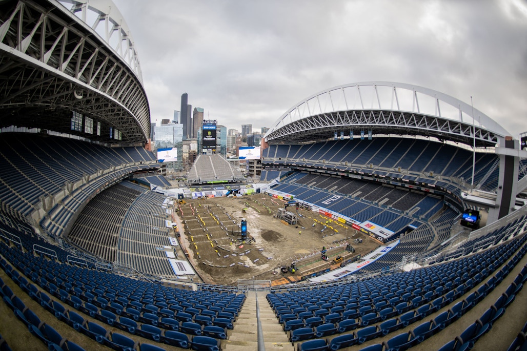 Dwell Updates from the 2023 Seattle Supercross