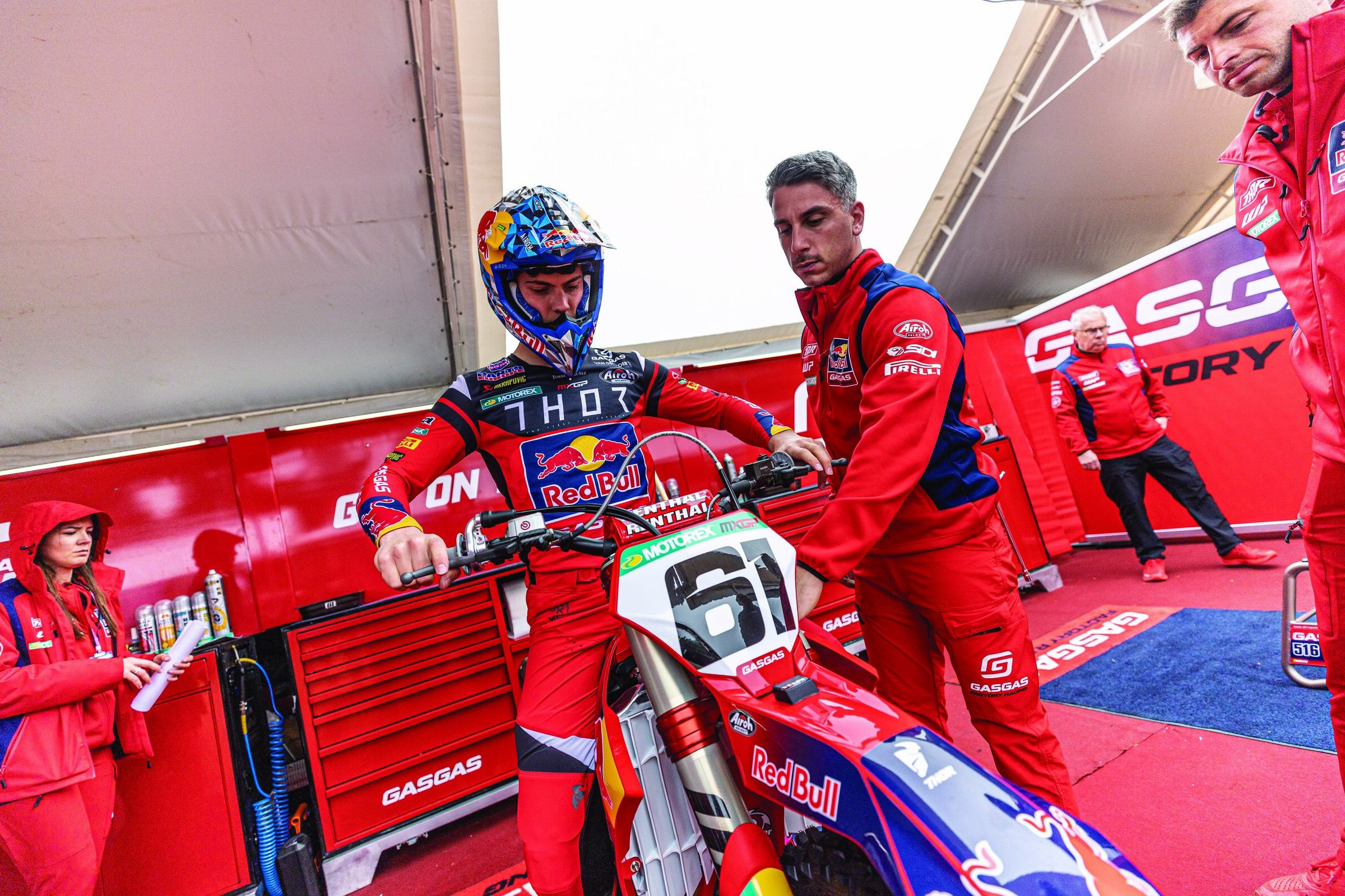 Jorge Prado's GasGas MC 450F with a start device on the front fender so Prado knows the optimal RPM for the gate drop.