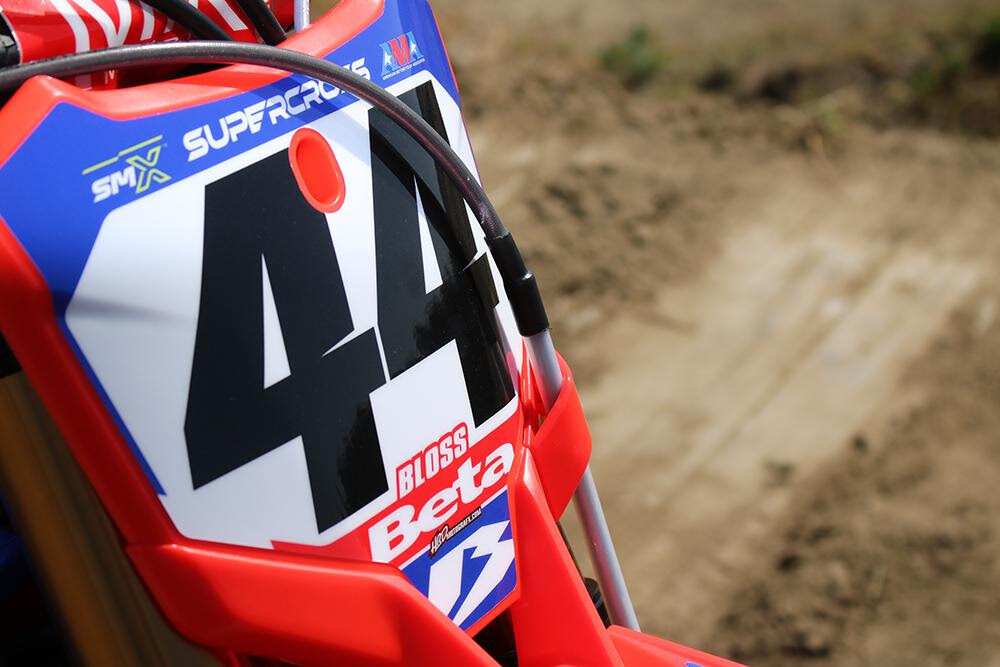 Bloss' new Beta bike.