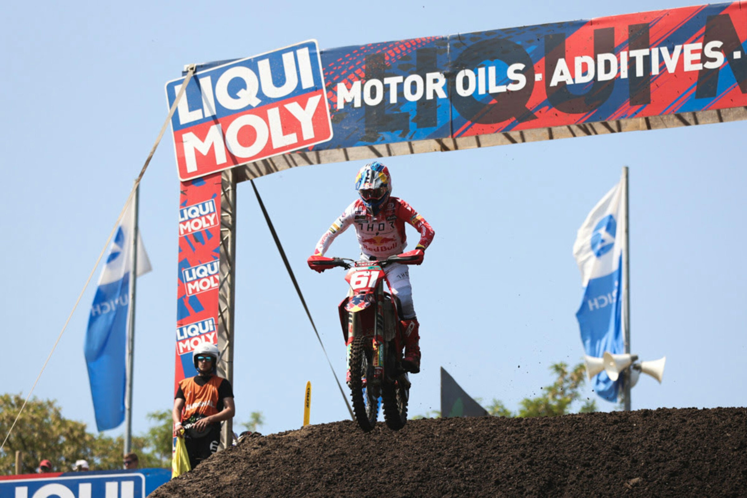 Prado (MXGP) & Van De Moosdijk (MX2) Claim Qualifying Races in Germany