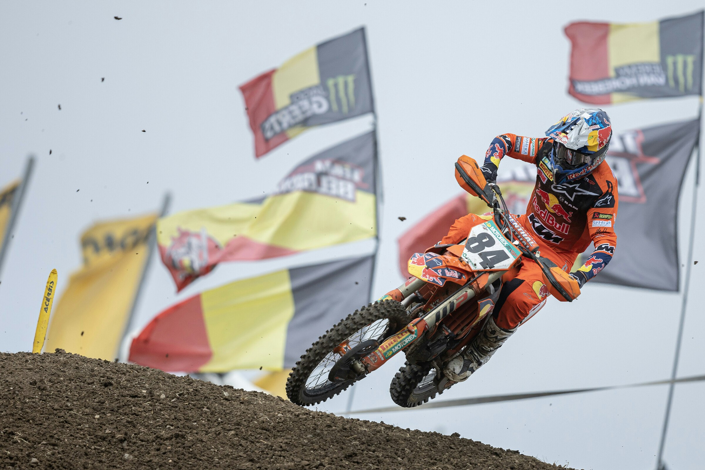 Jeffrey Herlings Injures Neck in MXGP of Germany Crash