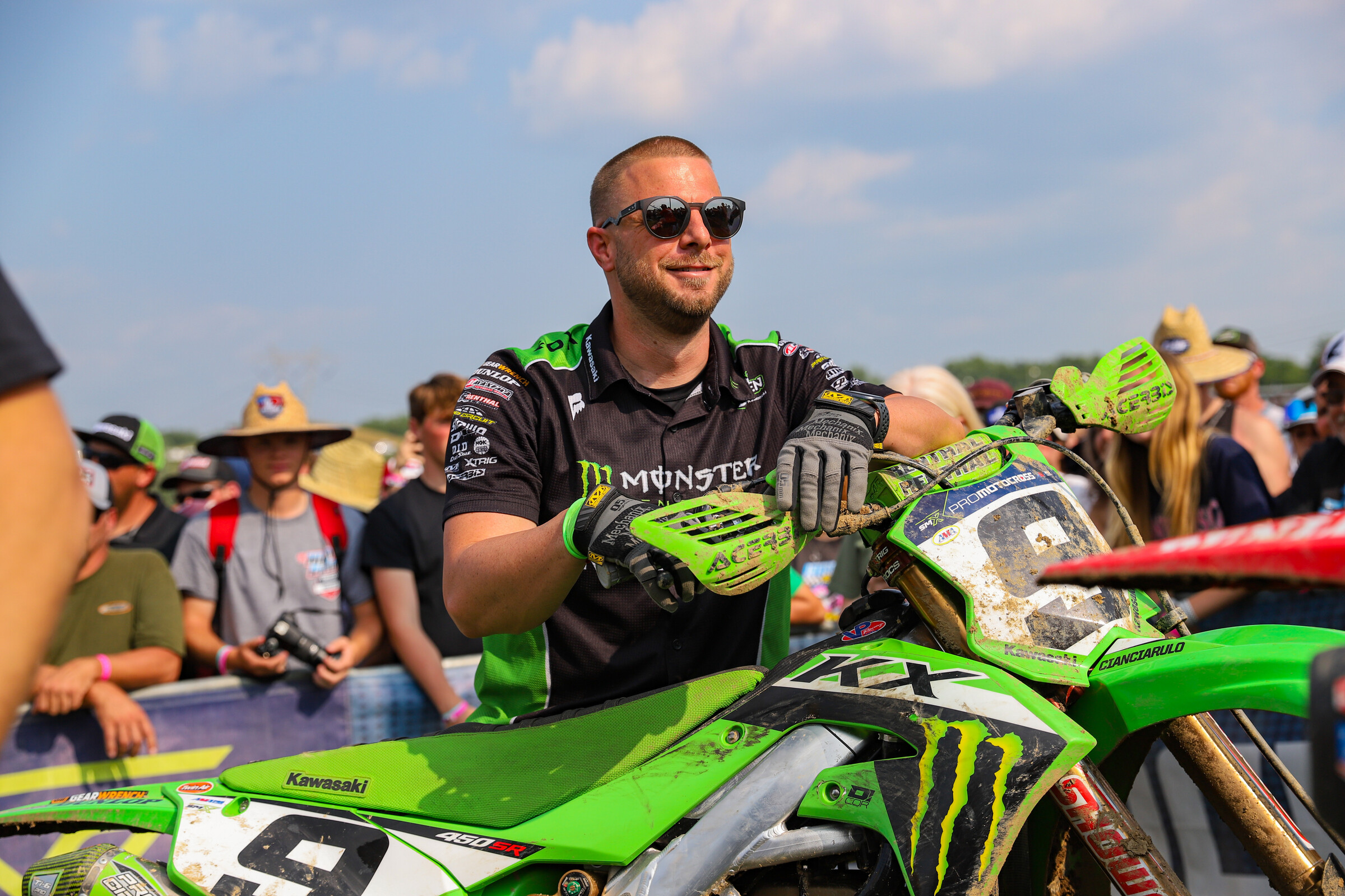 Cianciarulo's mechanic Justin Shantie takes it all in.