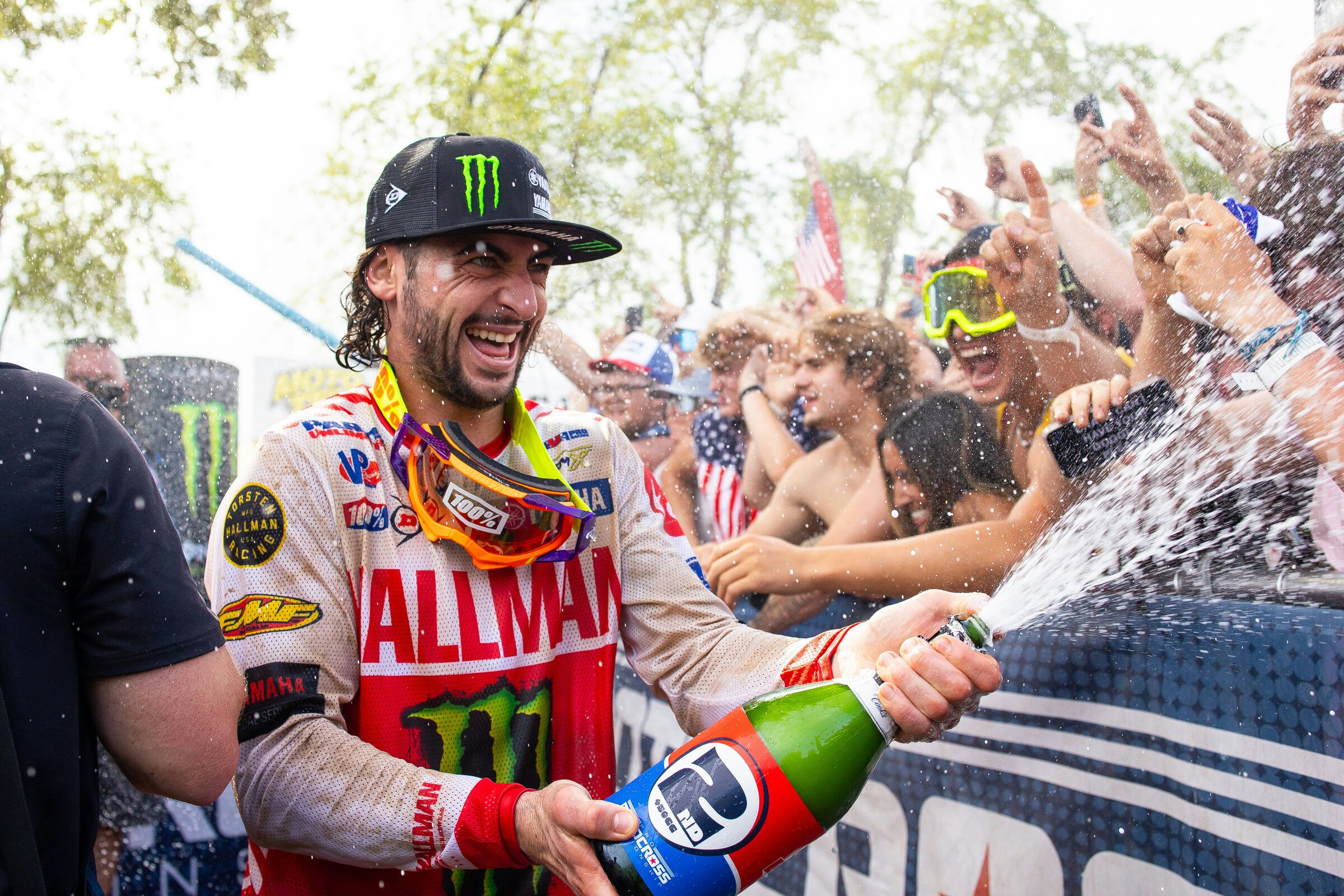 Ferrandis, Locurcio, Brian Deegan, Phillips on PulpMX Show Tonight