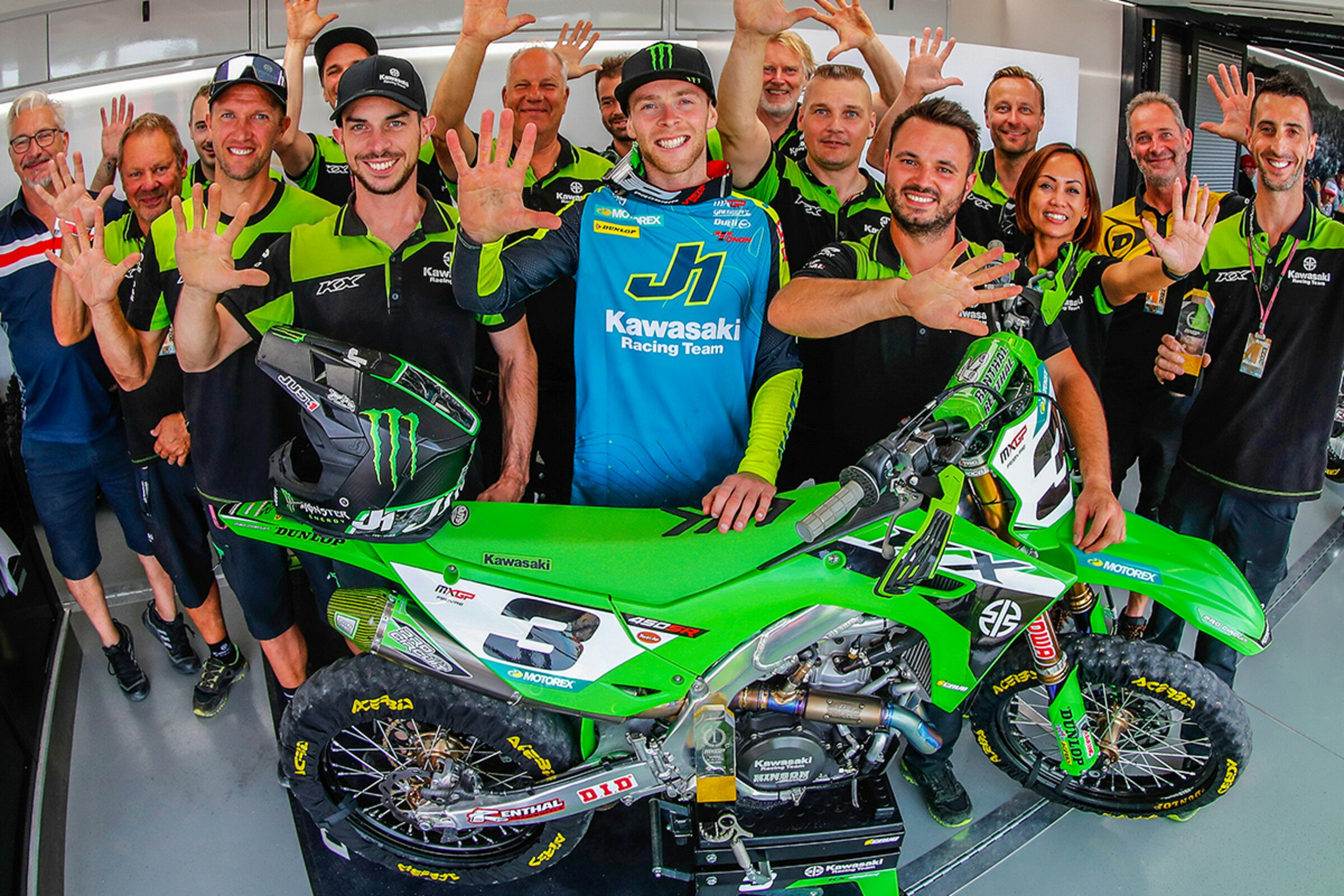 Romain Febvre, Kawasaki Racing Team MXGP Agree to 2024 Contract