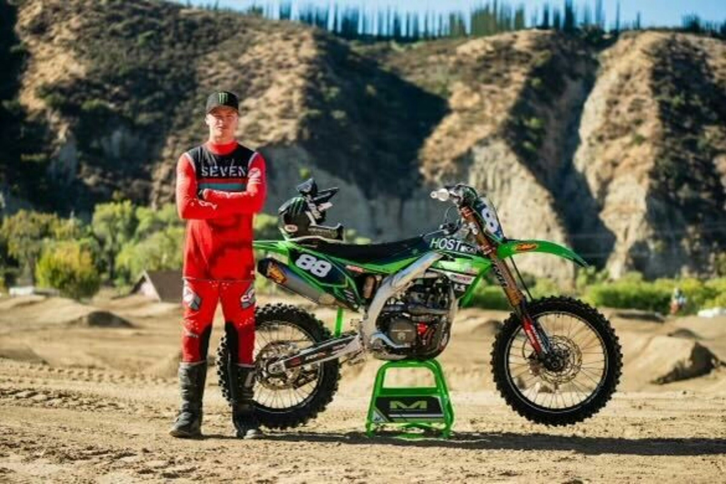 Dylan Walsh Signs with Host Grindstone Kawasaki