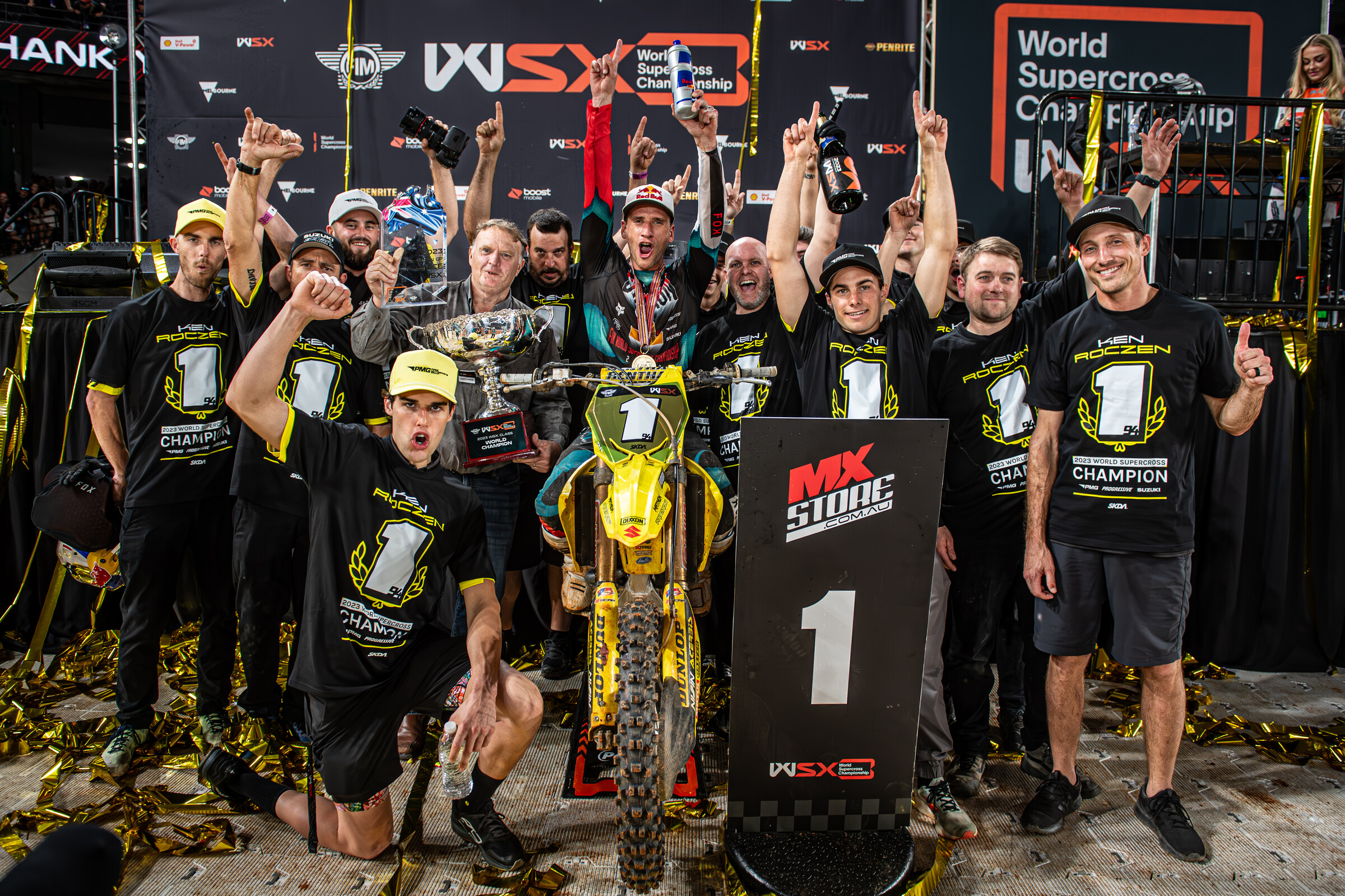 Ken Roczen and his Suzuki team.