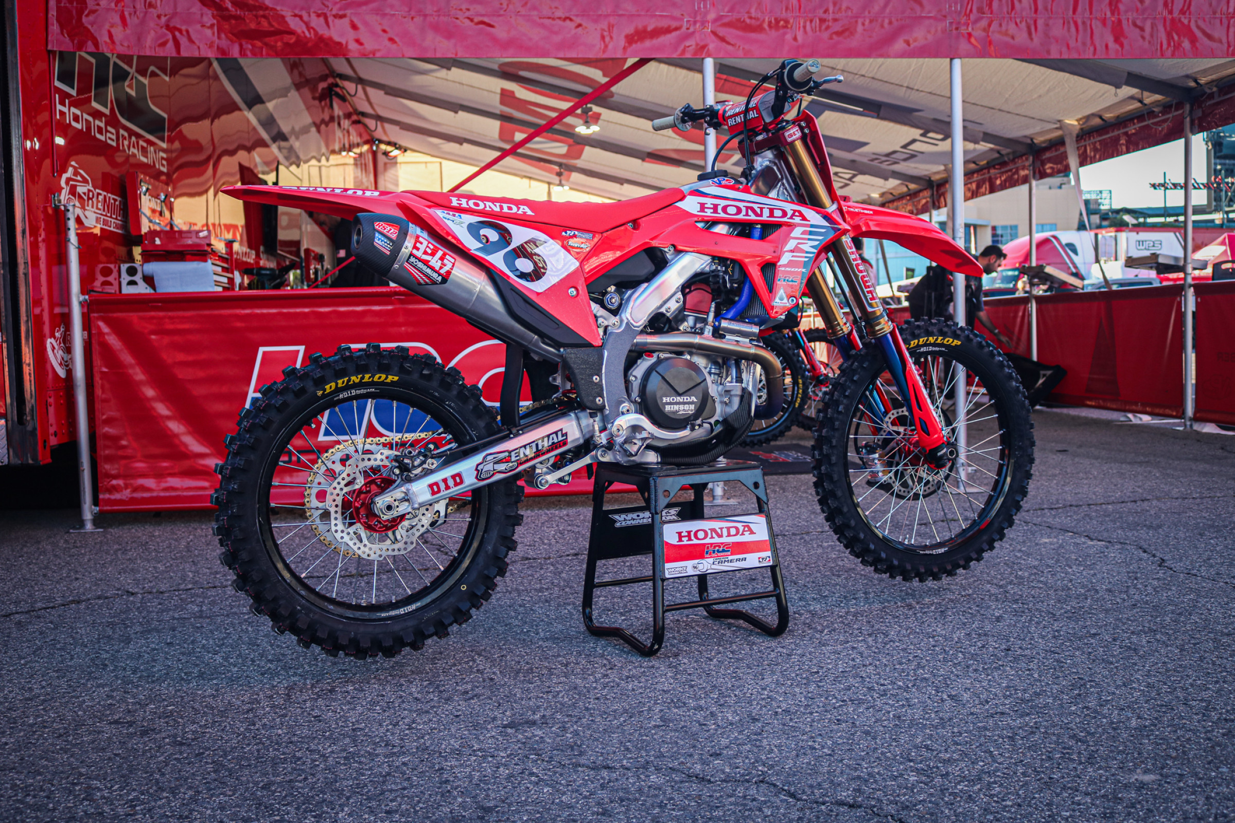 Racer X Films: Hunter Lawrence's Honda CRF450R