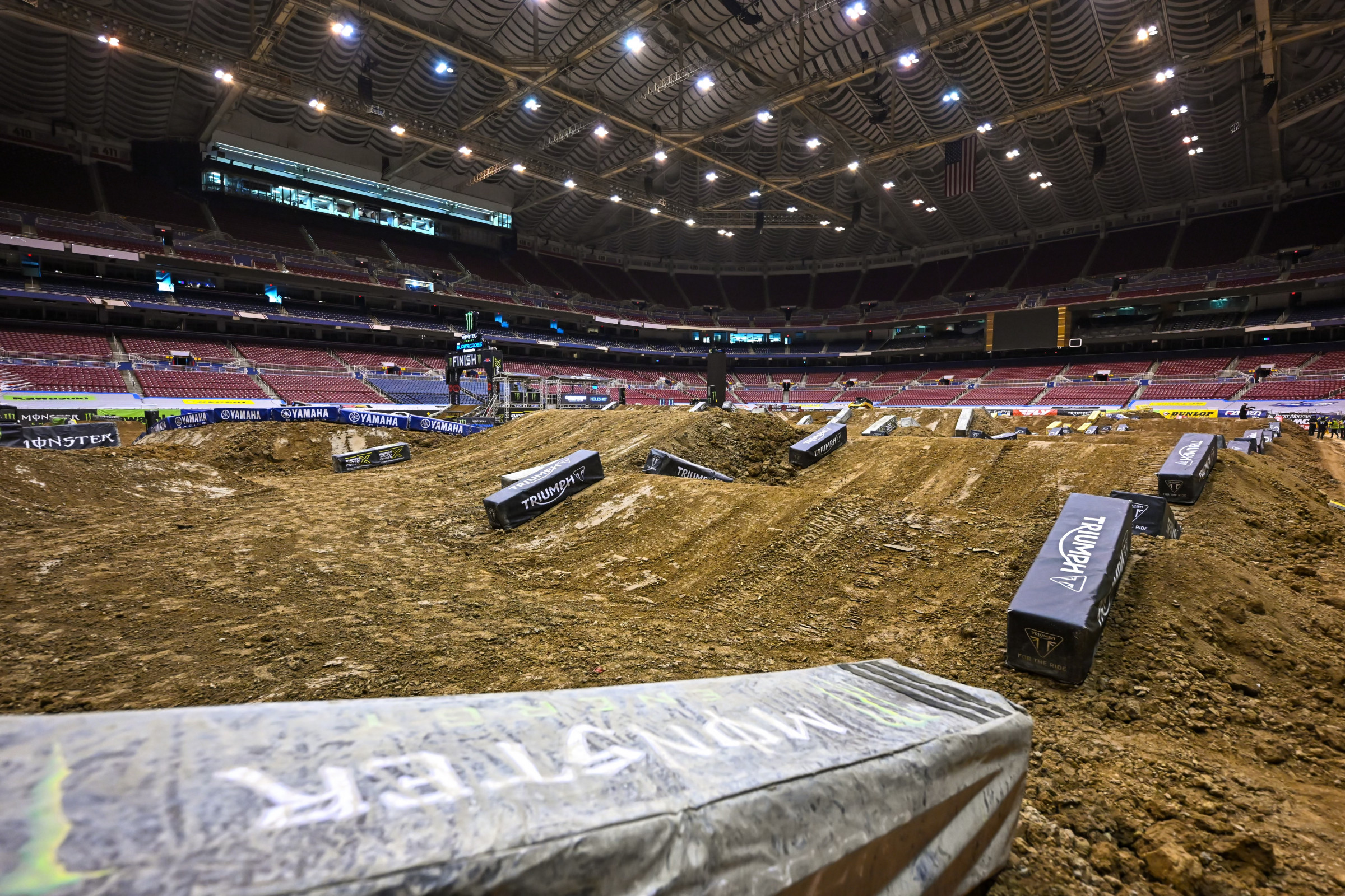 First Look: St. Louis Preview