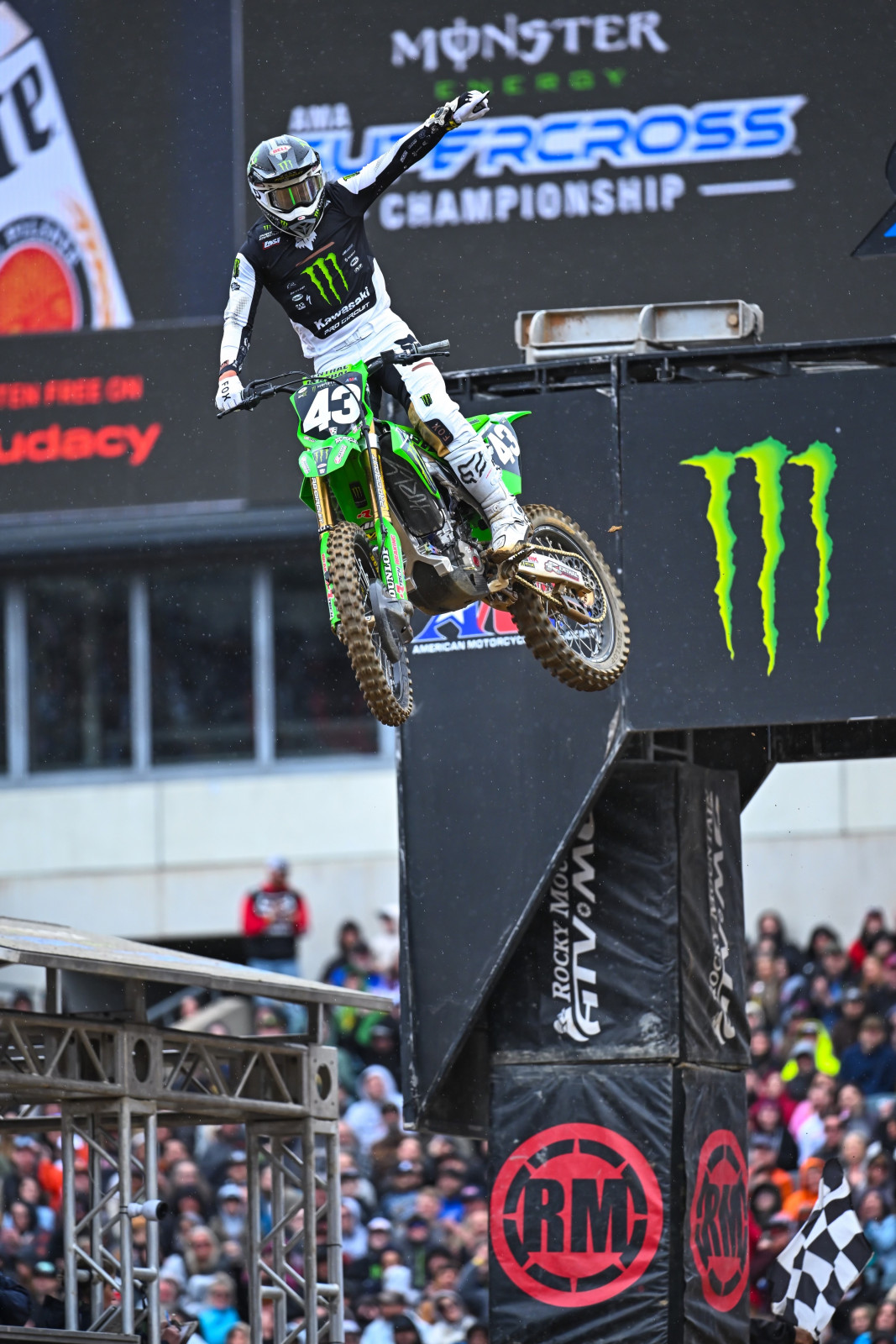 Huge fist pump for Hammaker in front of his home crowd!