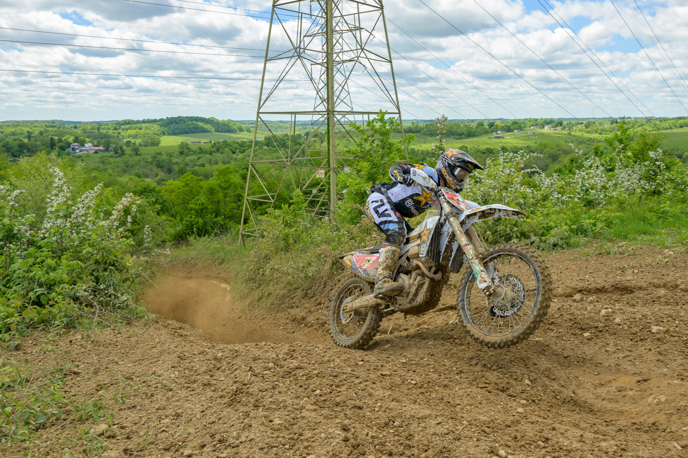 Defending Champ DeLong Tackles Kenda Powerline Park GNCC