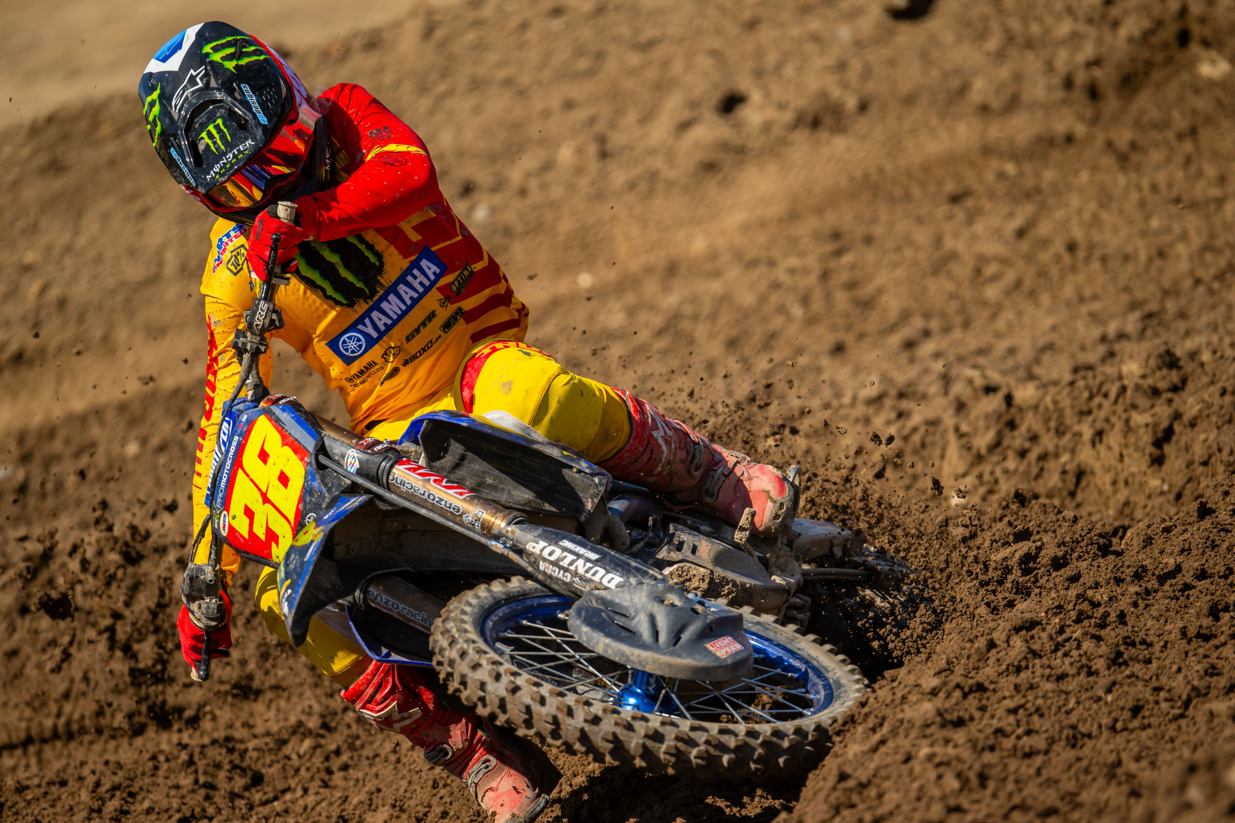 Even after crashing in the second moto Haiden Deegan still won the overall with 1-2 scores.