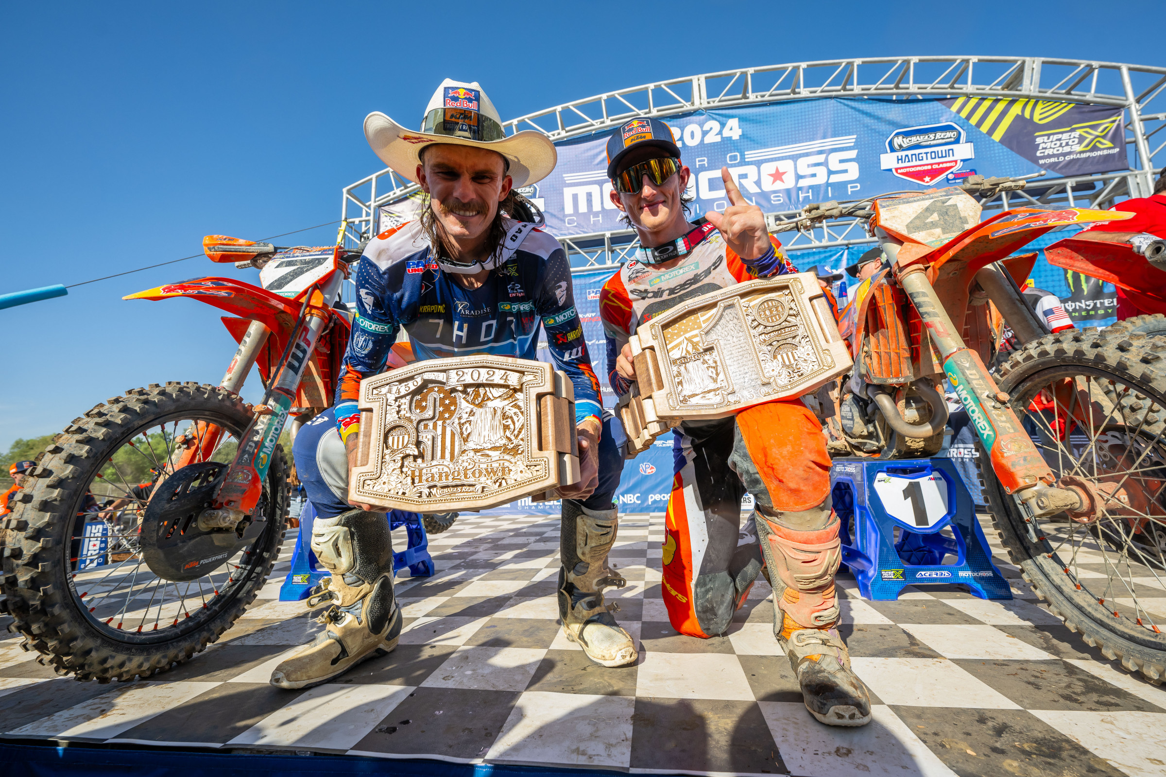 Plessinger and Sexton stood on the podium together in NorCal.